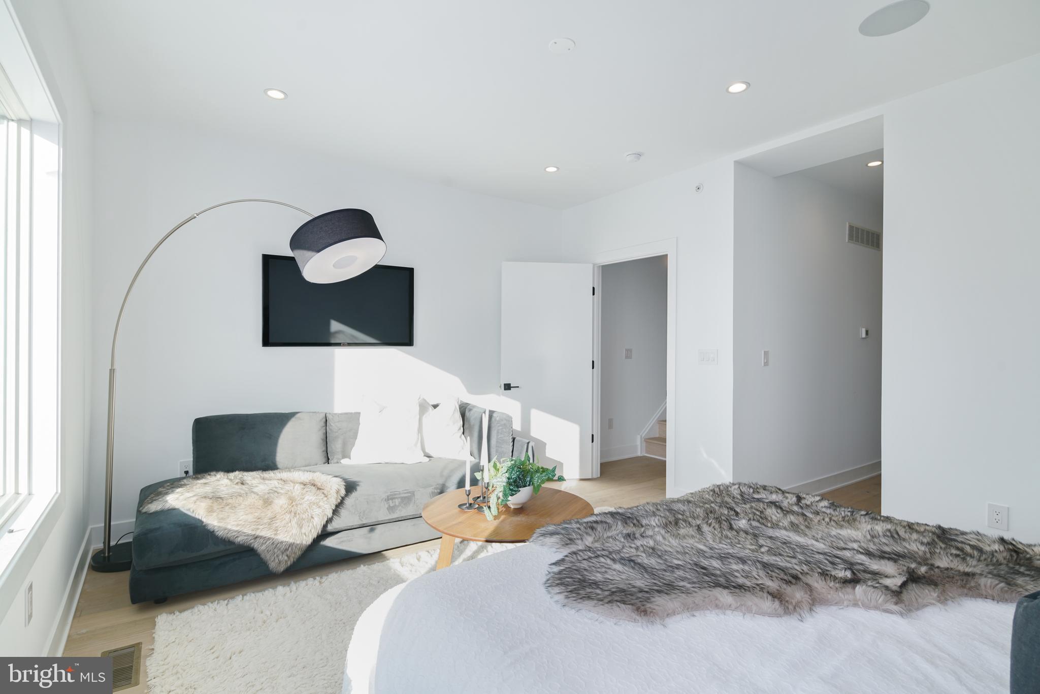 CENTER CITY - Residential