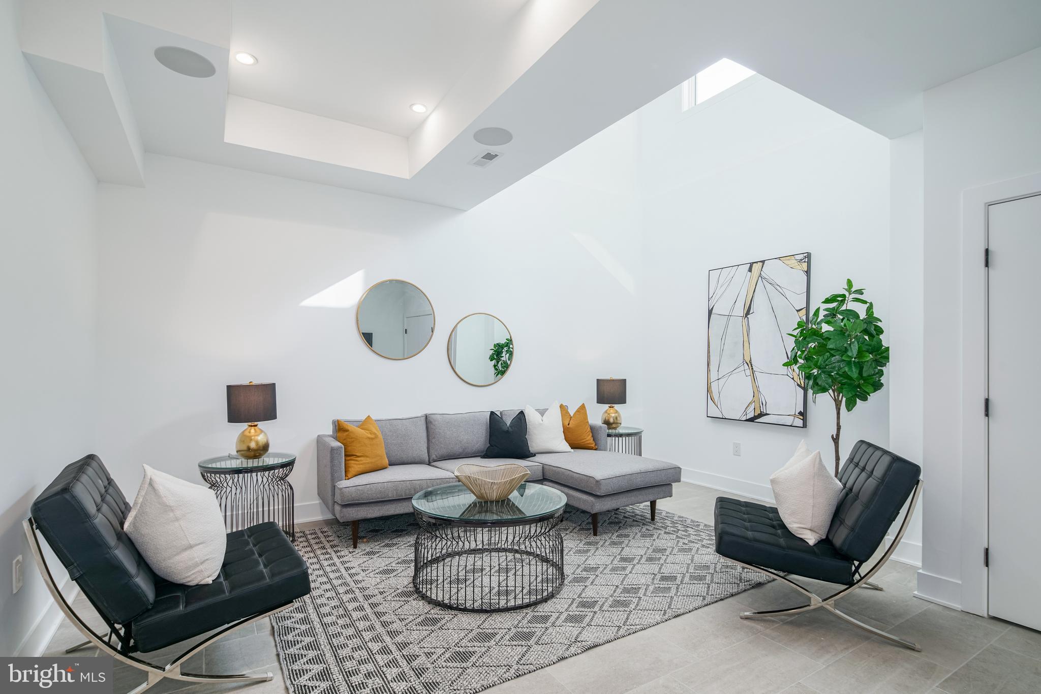 CENTER CITY - Residential