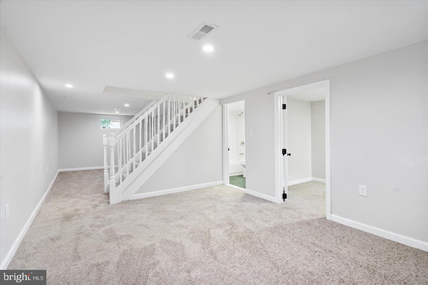 PIKESVILLE - Residential Lease