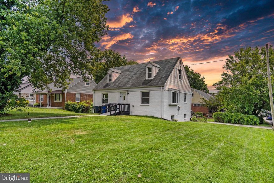 Welcome to your dream home! This stunning 5-bedroom, 3-bathroom single-family home is a masterpiece of modern design and comfort. No detail has been overlooked, from the luxurious quartz countertops in the chef’s kitchen to the sleek, modern bathrooms. The home features natural maple hardwood flooring throughout, creating a warm and inviting atmosphere. The finished basement offers versatile space perfect for an office or playroom, and all new appliances and light fixtures have been installed to enhance your living experience. With a private driveway and central AC/heat, this home combines style with convenience. Don't miss the oppurtunity to rent this incredible property-Schedule a viewing today.