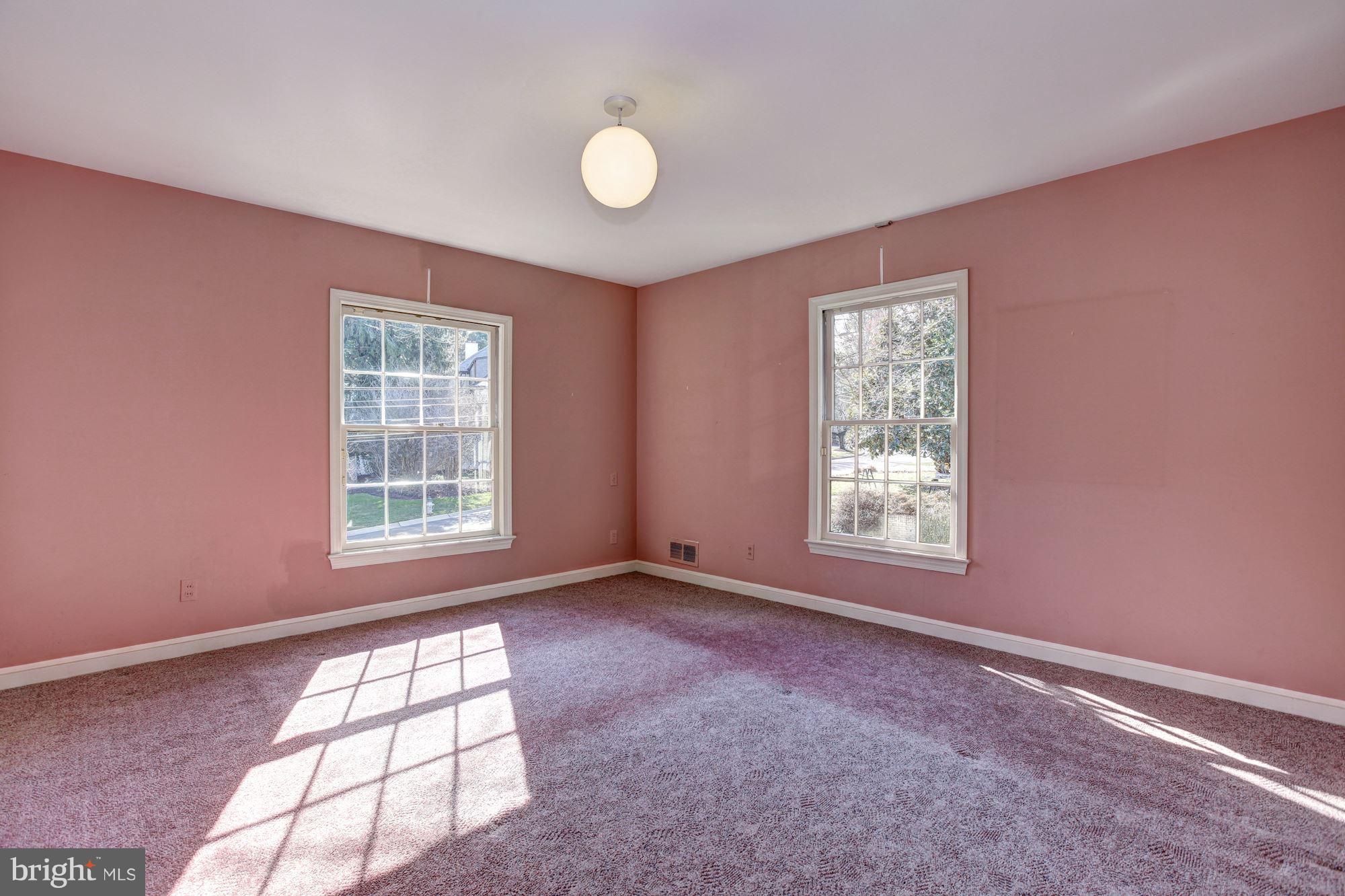 FARMINGTON - Residential