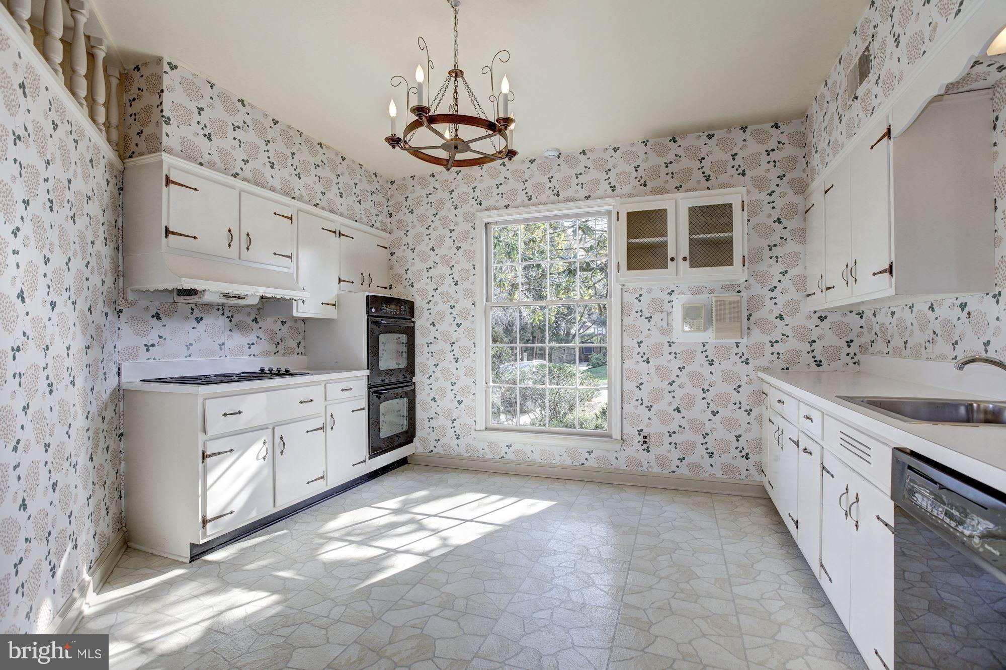 FARMINGTON - Residential