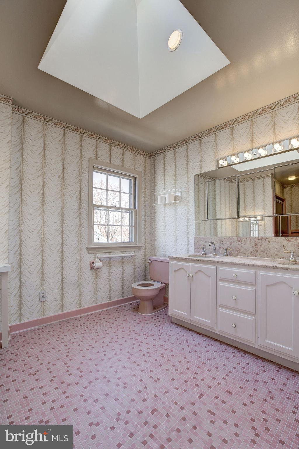 FARMINGTON - Residential