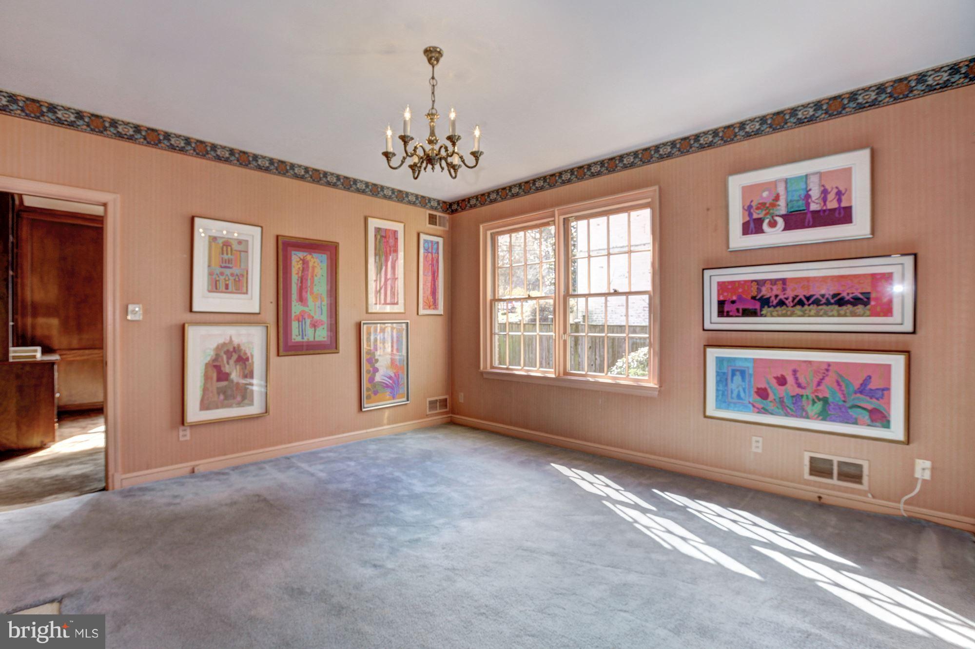 FARMINGTON - Residential