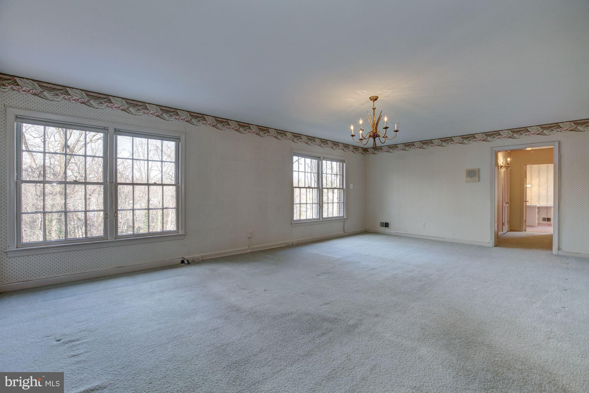 FARMINGTON - Residential