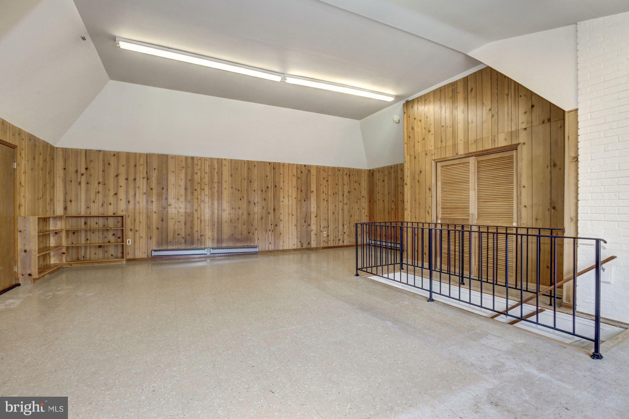 FARMINGTON - Residential