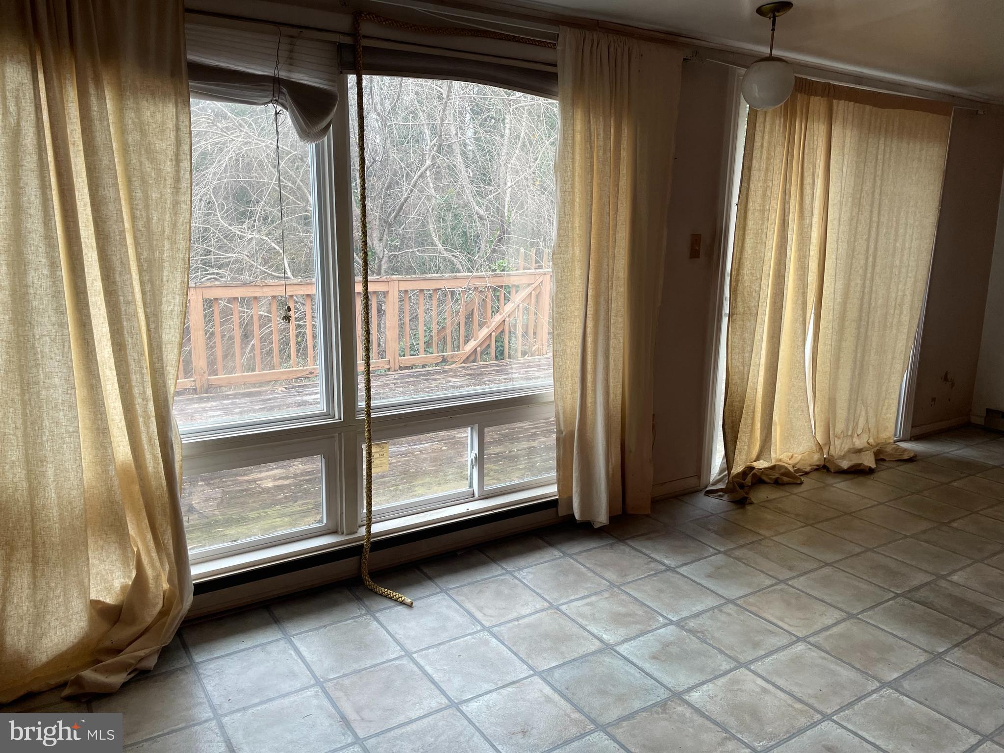 PENDENNIS MOUNT - Residential