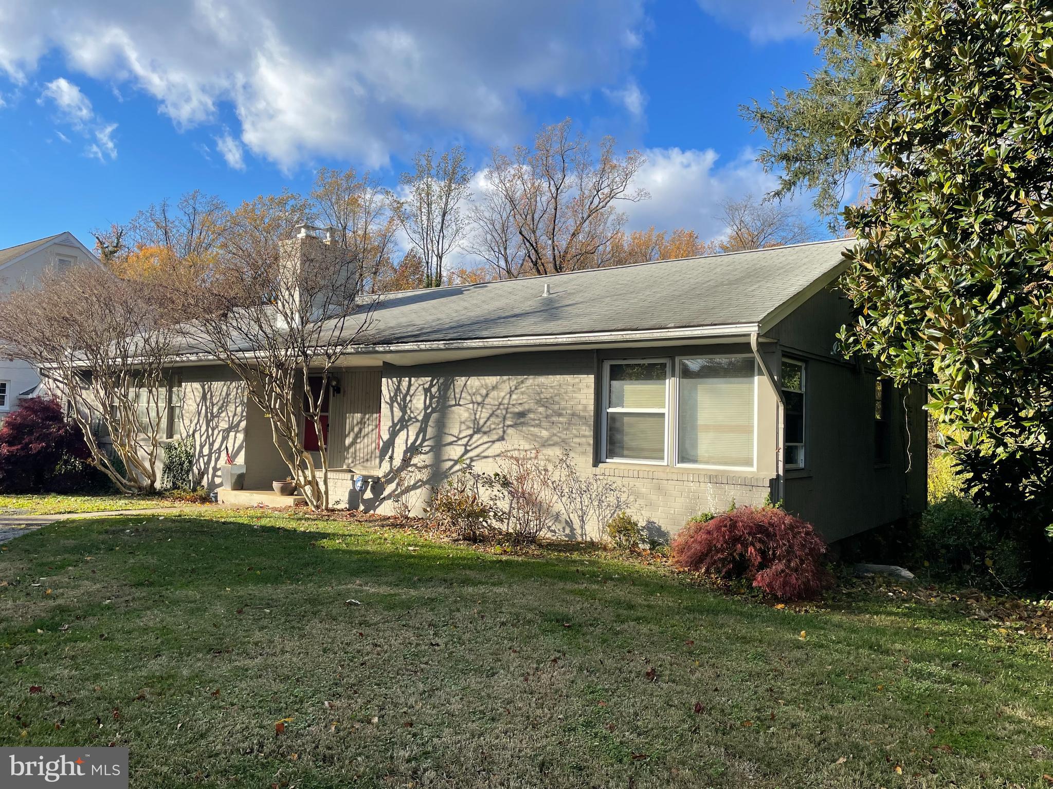 PENDENNIS MOUNT - Residential