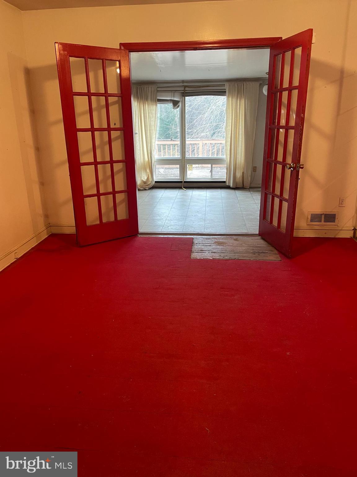 PENDENNIS MOUNT - Residential