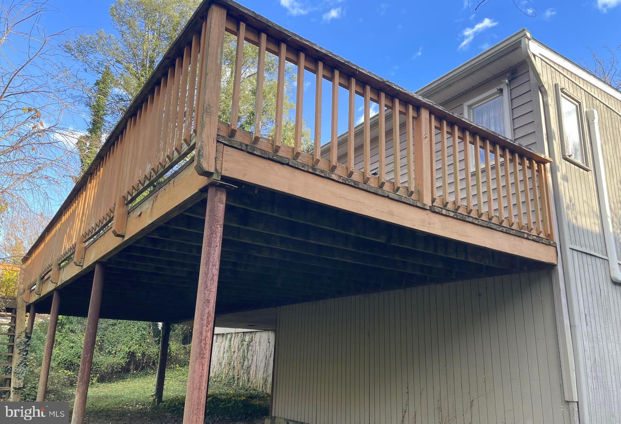 PENDENNIS MOUNT - Residential