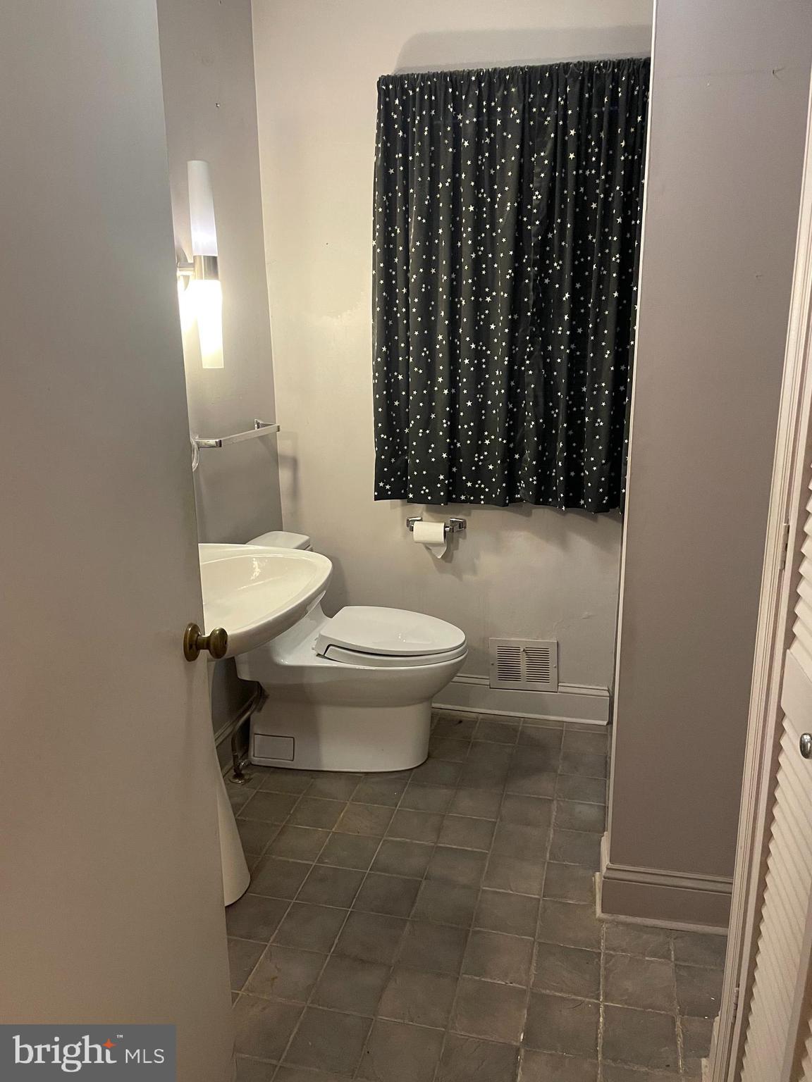 PENDENNIS MOUNT - Residential