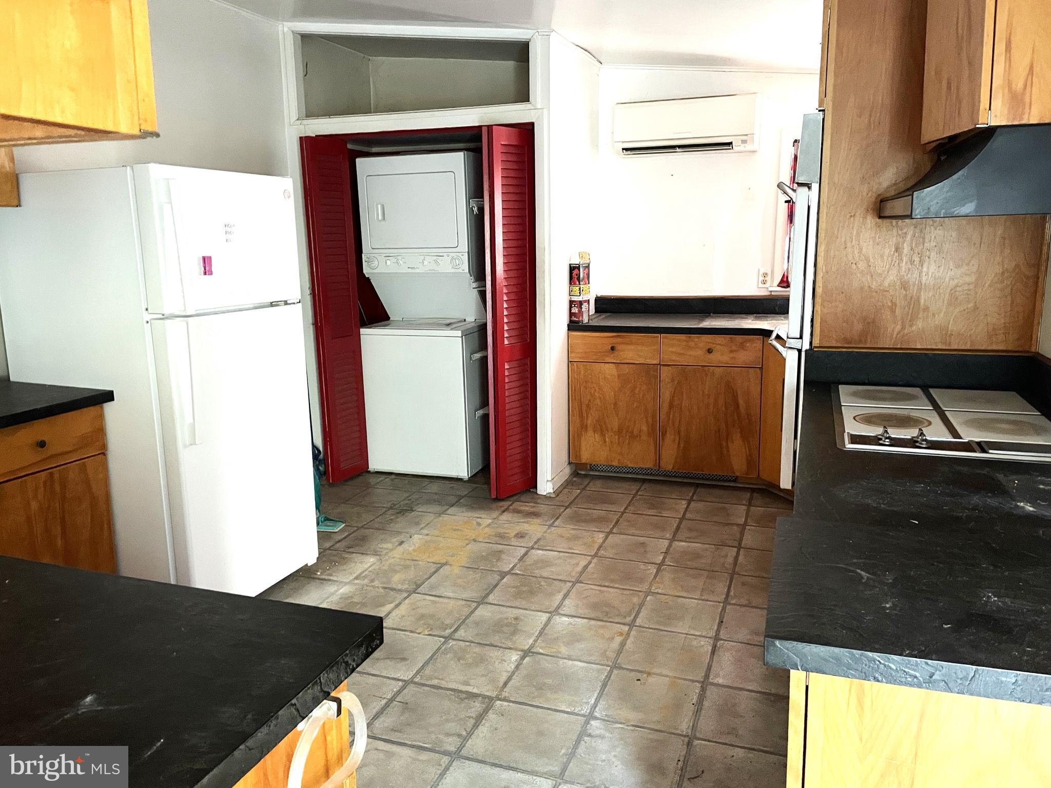 PENDENNIS MOUNT - Residential