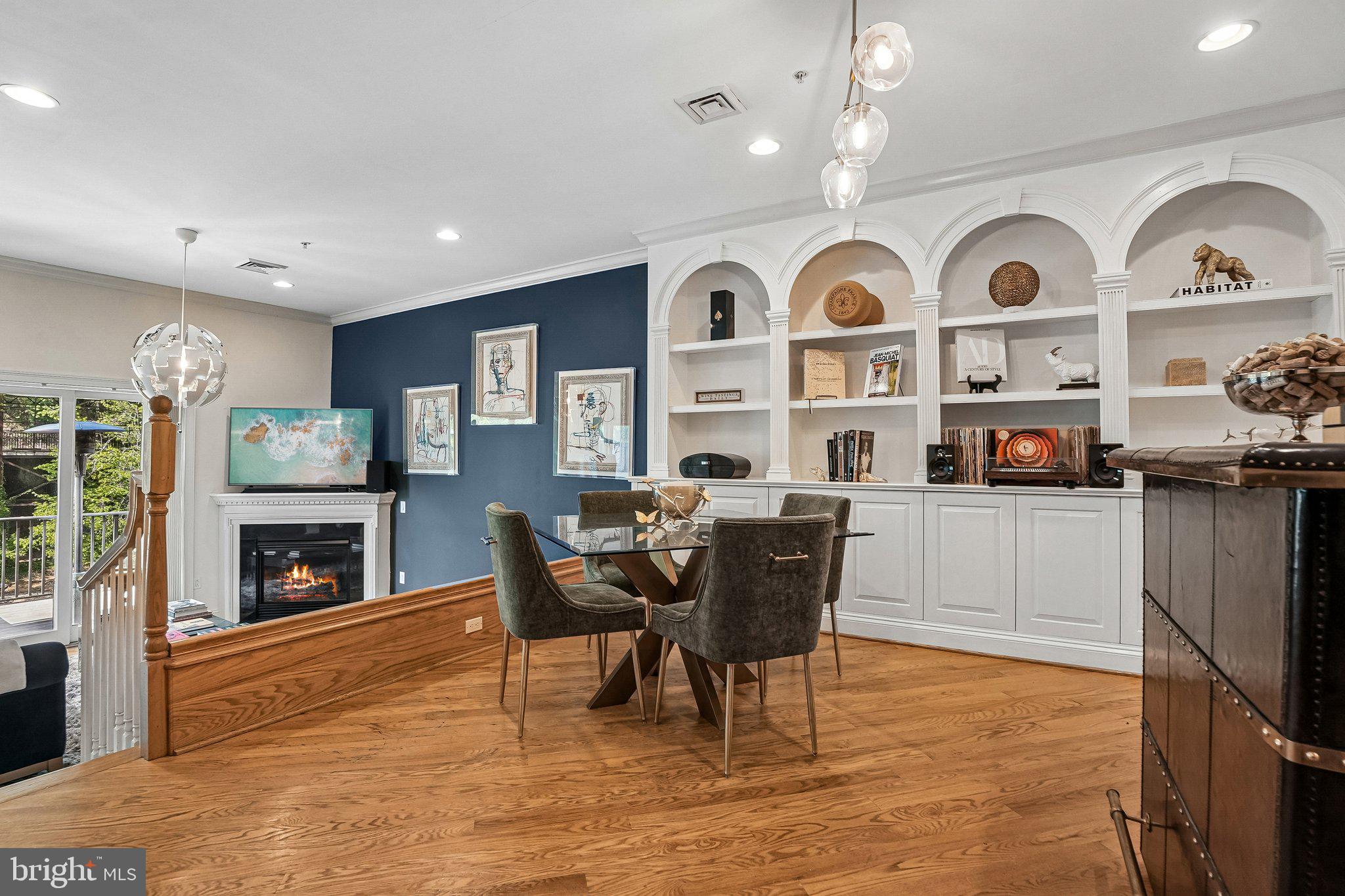 CARRIAGEHOUSEROWBRAN - Residential
