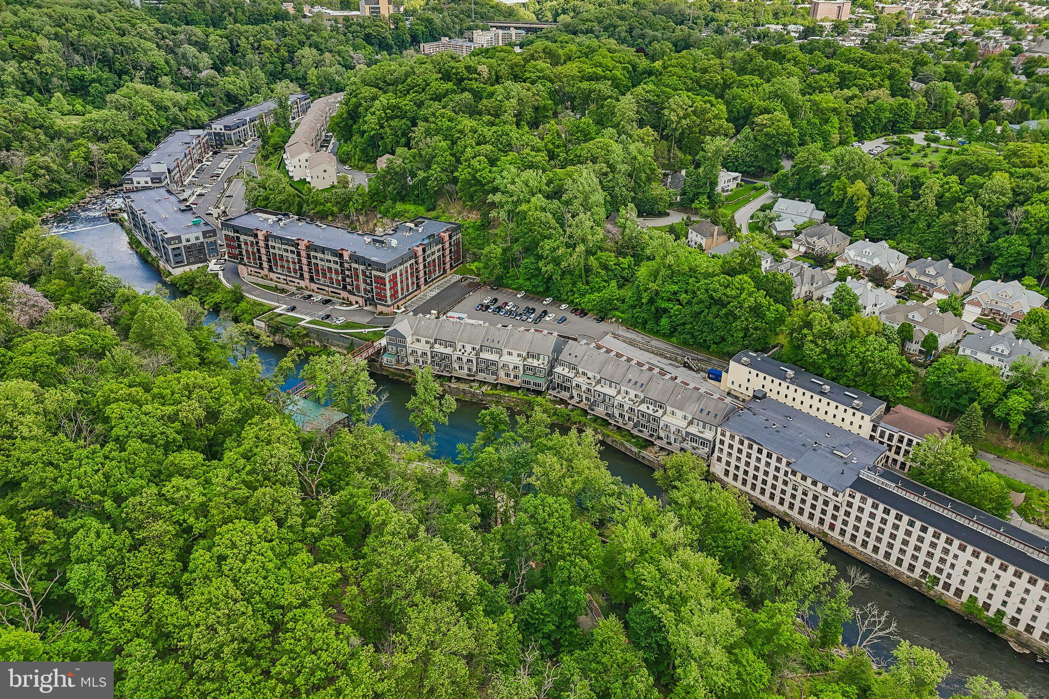 CARRIAGEHOUSEROWBRAN - Residential