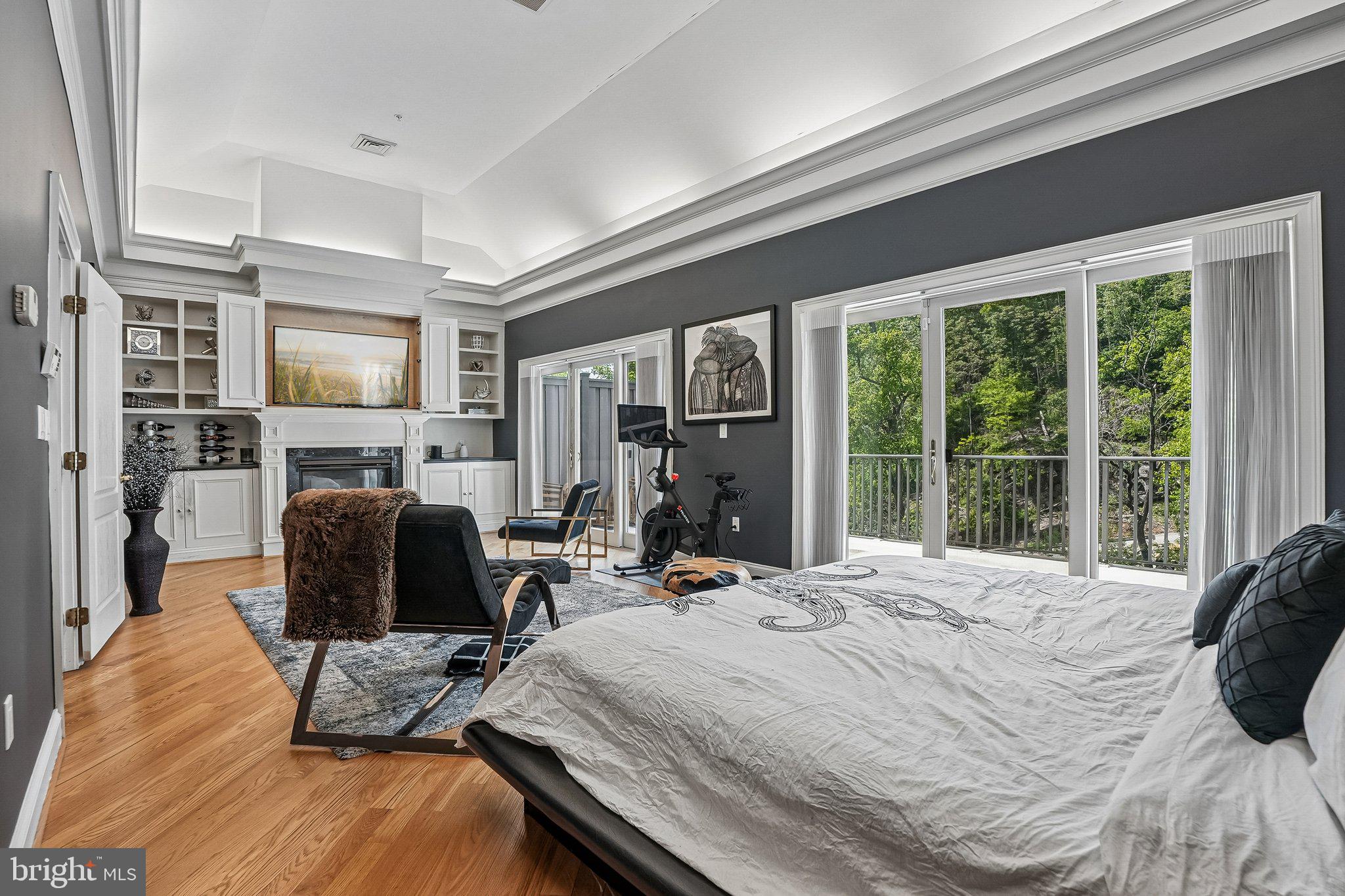 CARRIAGEHOUSEROWBRAN - Residential