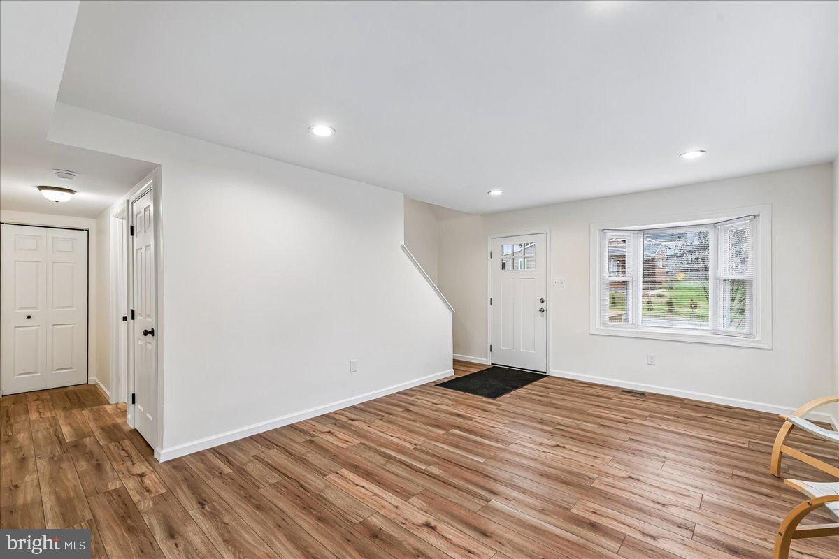 ROLAND TERRACE - Residential