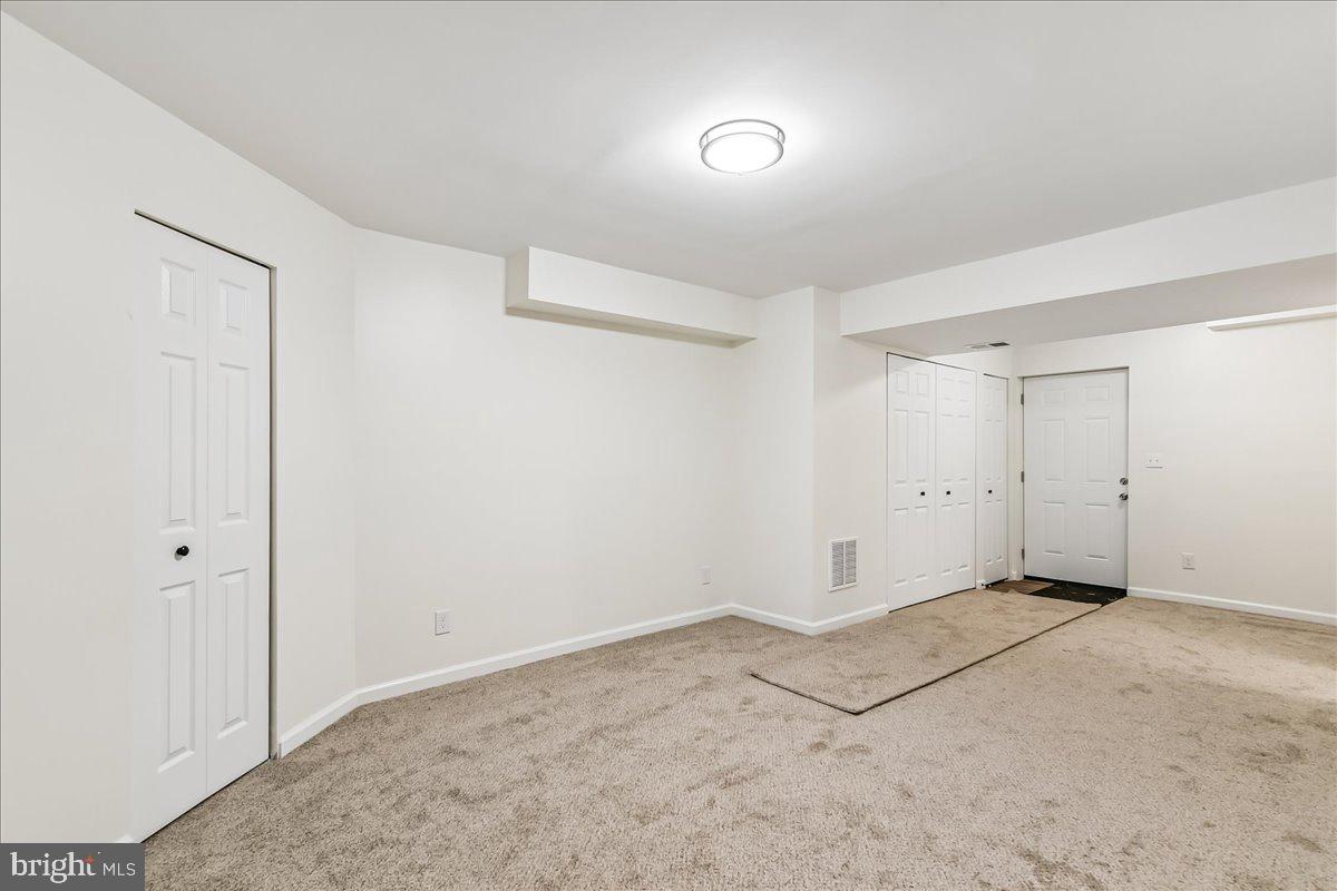 ROLAND TERRACE - Residential