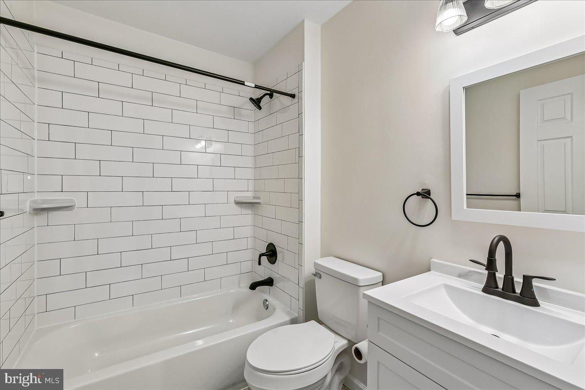 ROLAND TERRACE - Residential