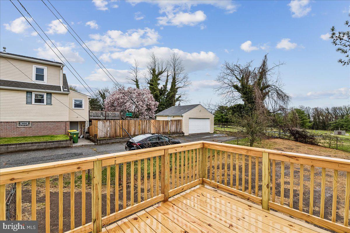 ROLAND TERRACE - Residential