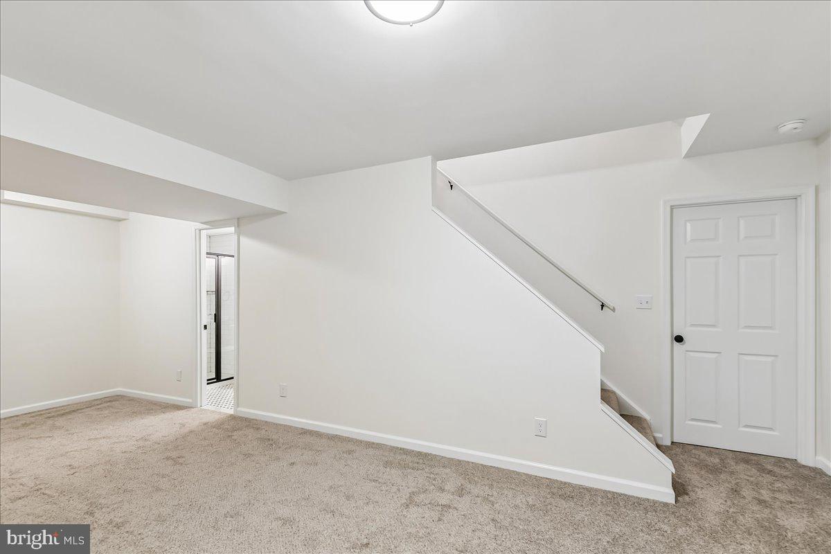 ROLAND TERRACE - Residential