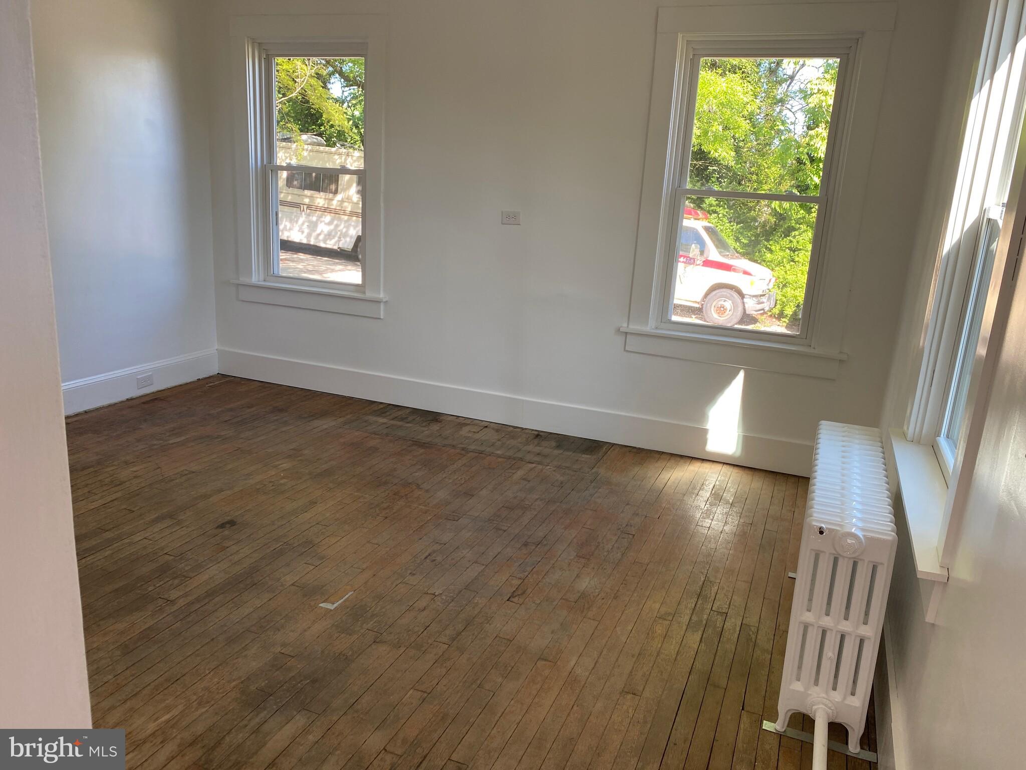 WESTPORT - Commercial Sale