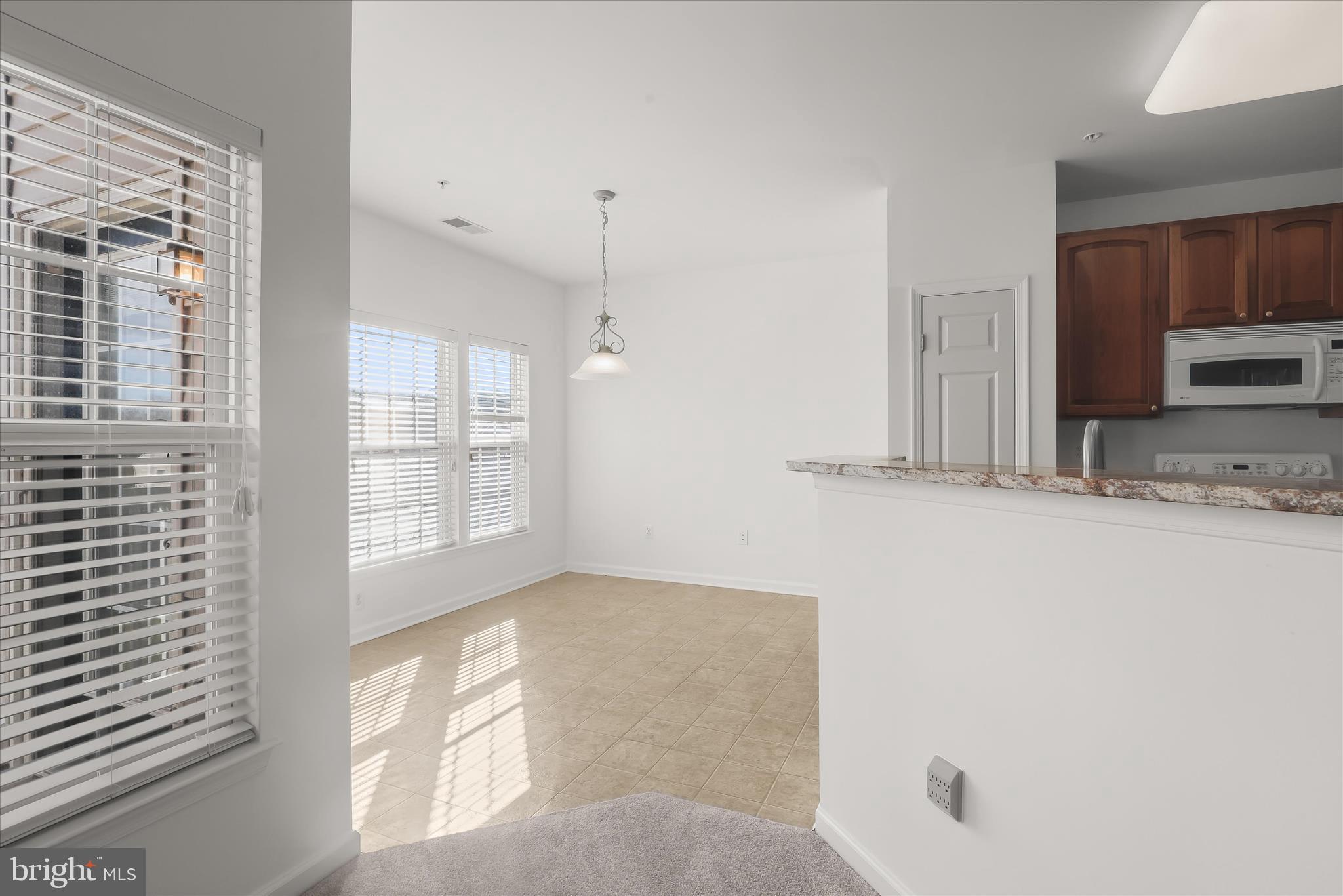 HEARTHSTONE AT VILLAGE CREST CONDOMINIUMS - Residential