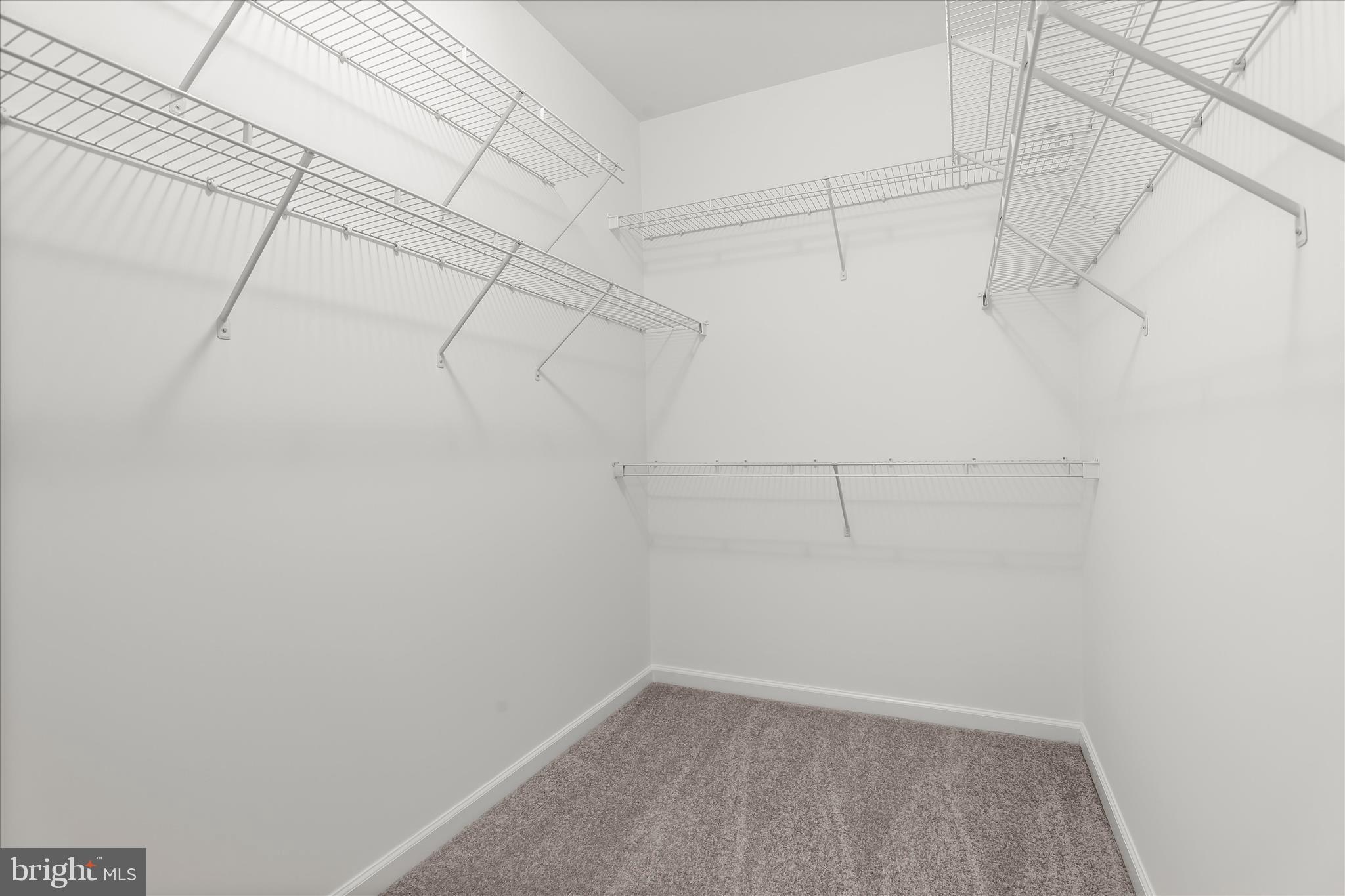 HEARTHSTONE AT VILLAGE CREST CONDOMINIUMS - Residential