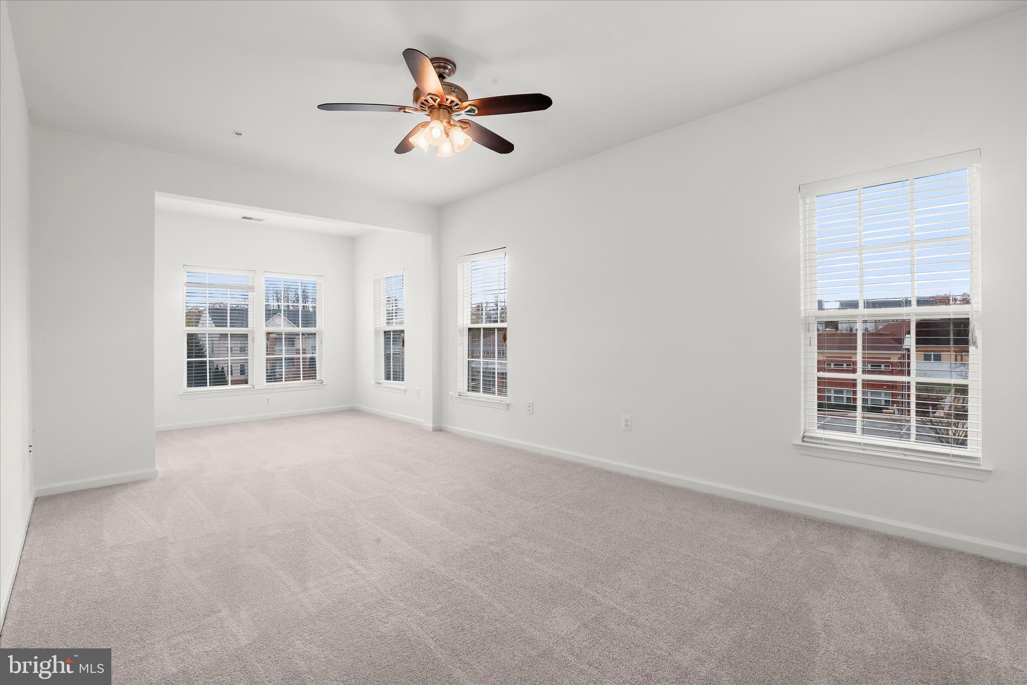 HEARTHSTONE AT VILLAGE CREST CONDOMINIUMS - Residential