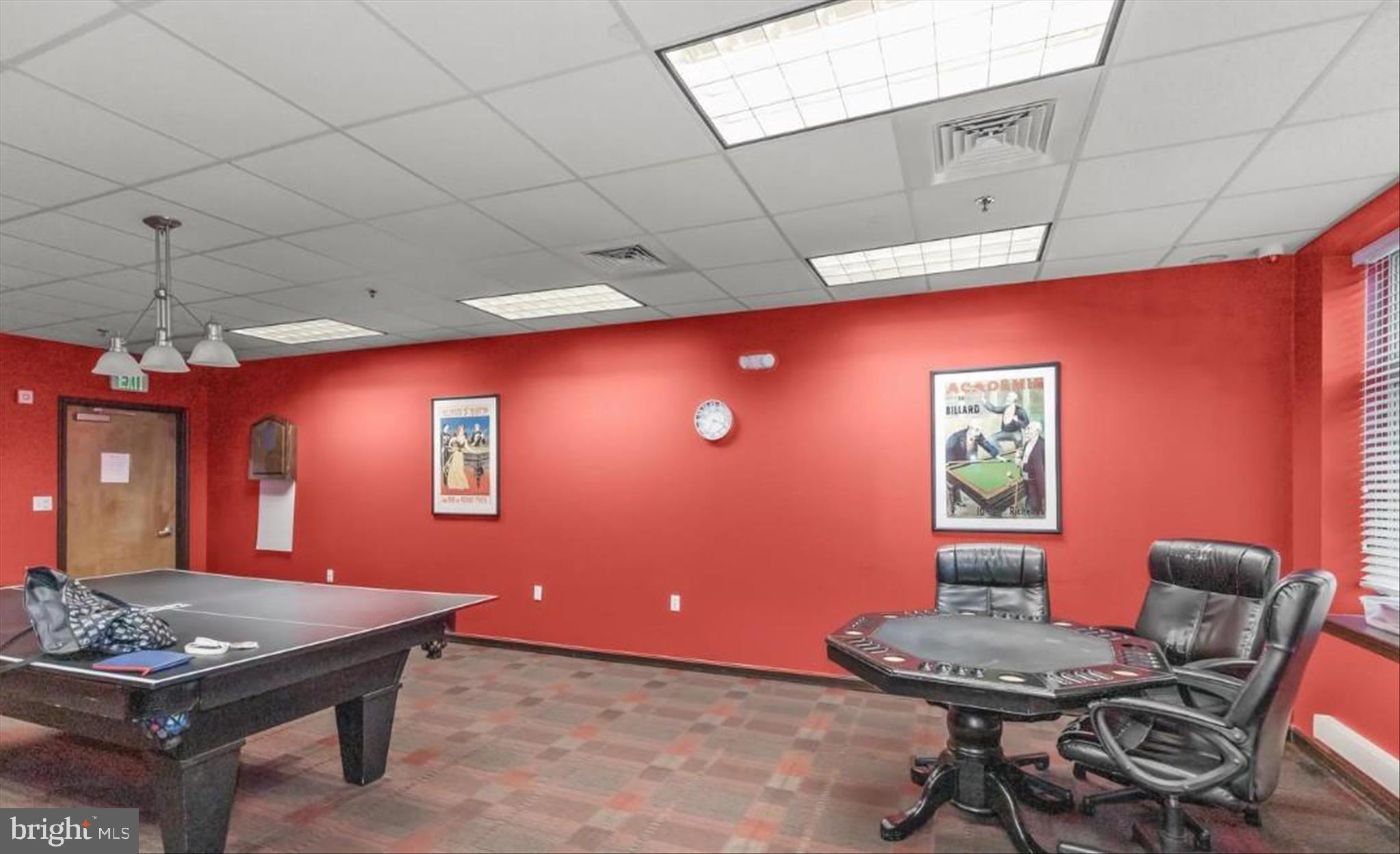 HEARTHSTONE AT VILLAGE CREST CONDOMINIUMS - Residential