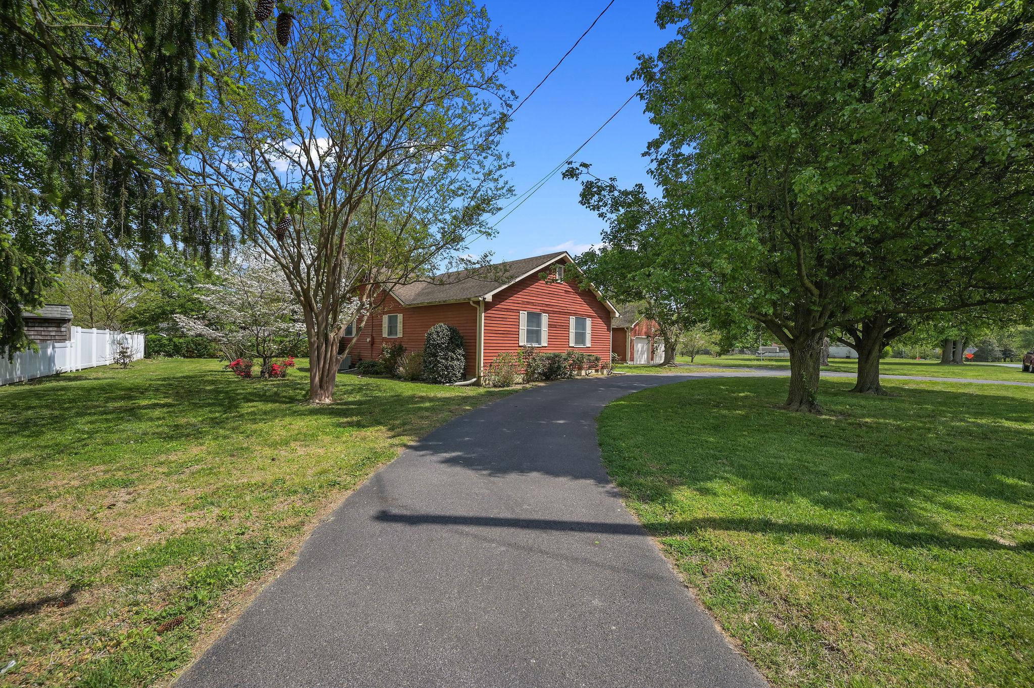 9802 CANTERBURY ROAD