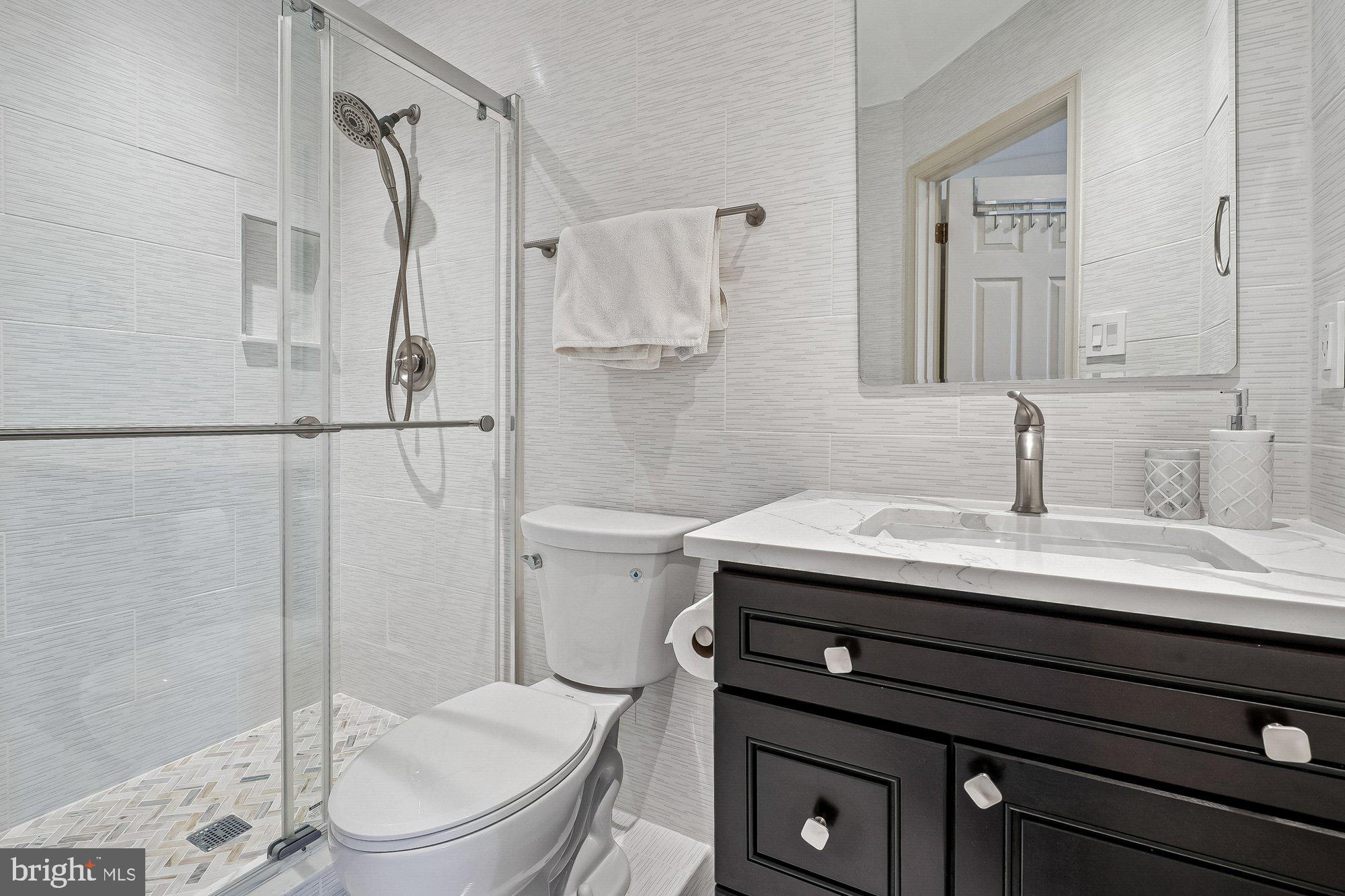 CLIFTON CREST - Residential