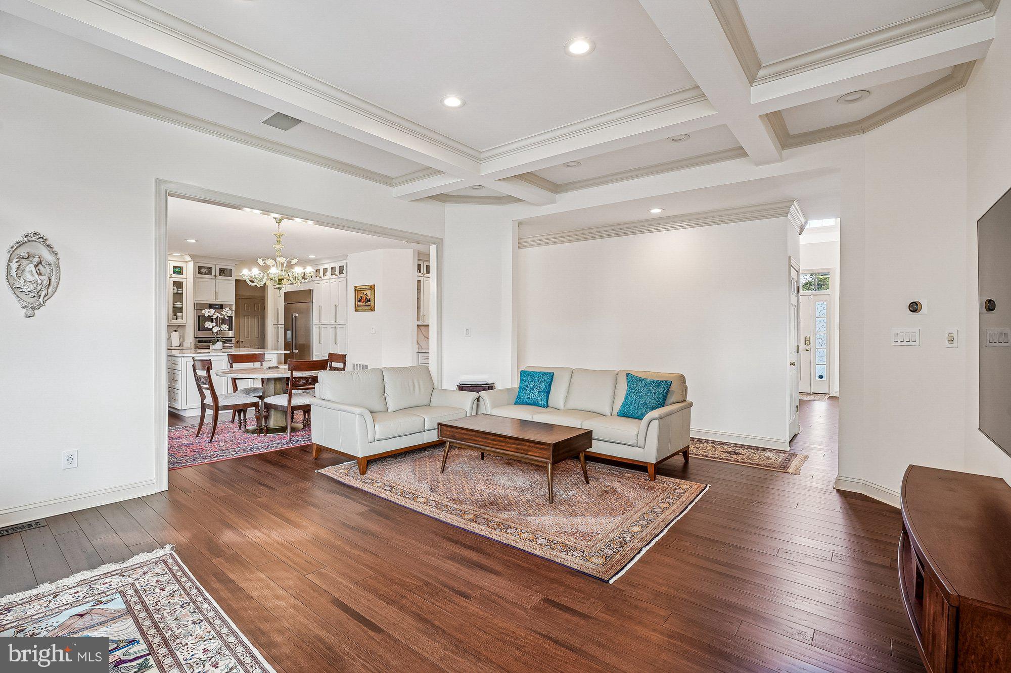 CLIFTON CREST - Residential