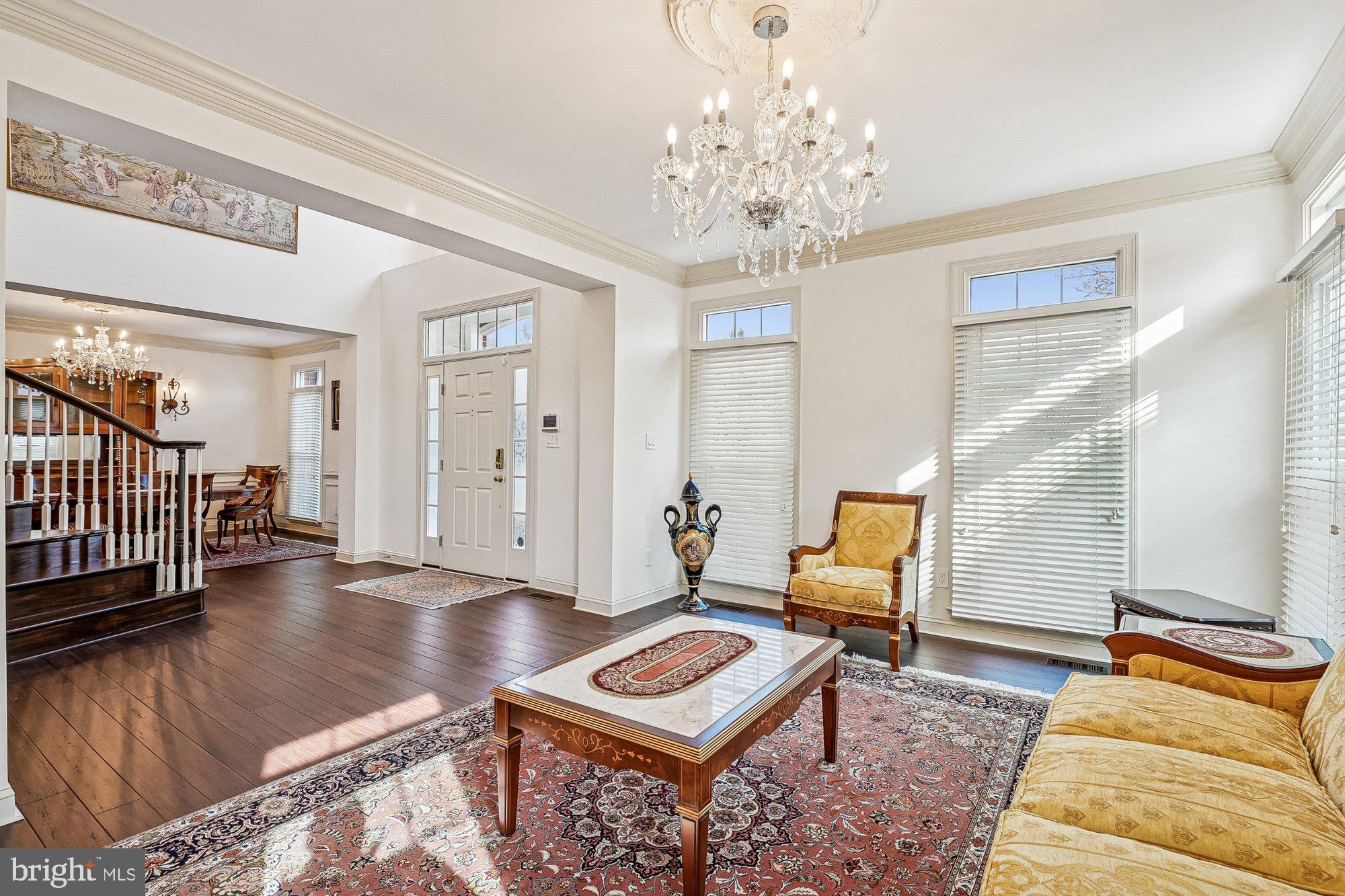 CLIFTON CREST - Residential