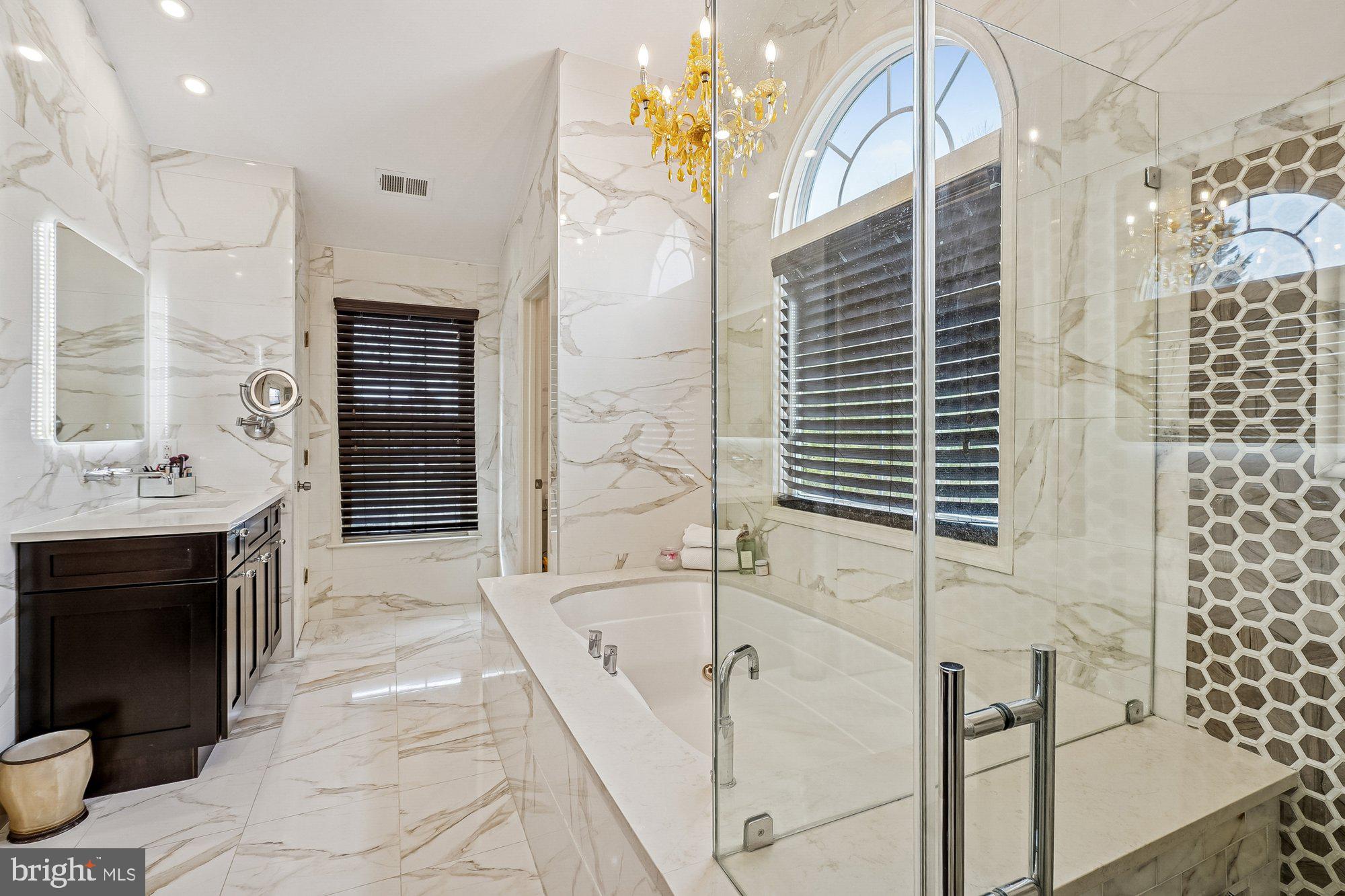 CLIFTON CREST - Residential