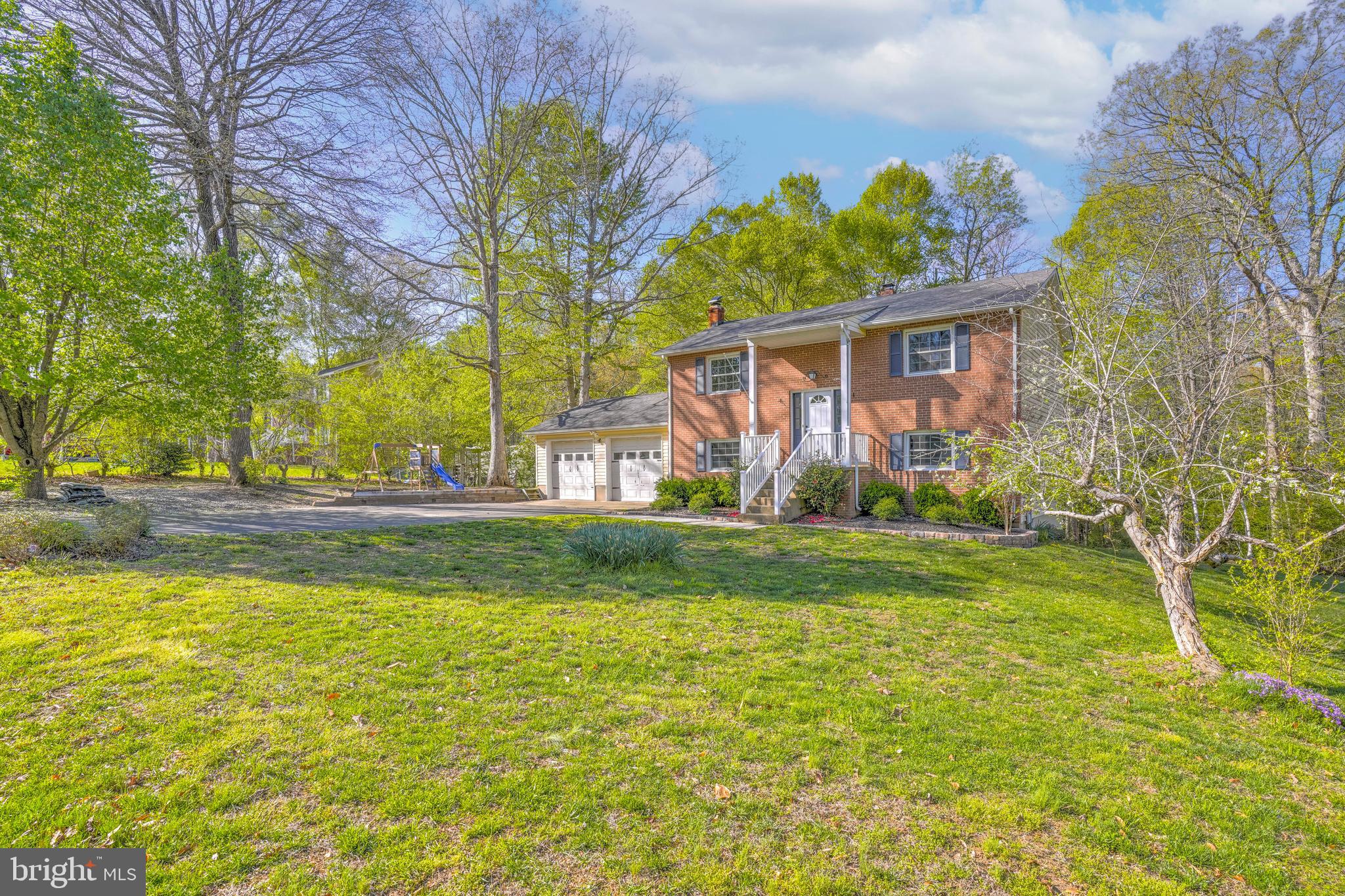 GILLENS GROVE - Residential