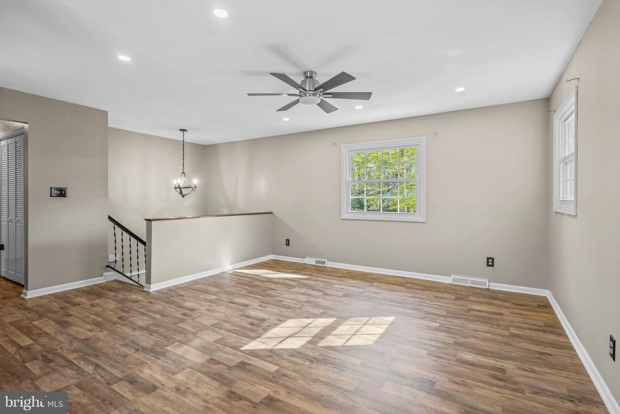 GILLENS GROVE - Residential