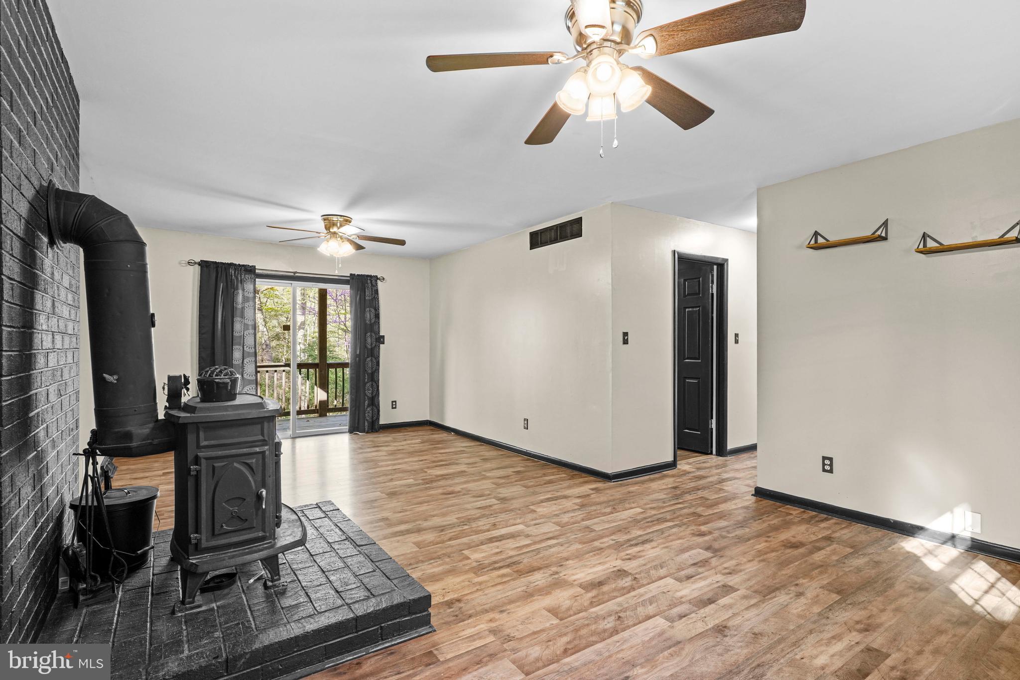 GILLENS GROVE - Residential