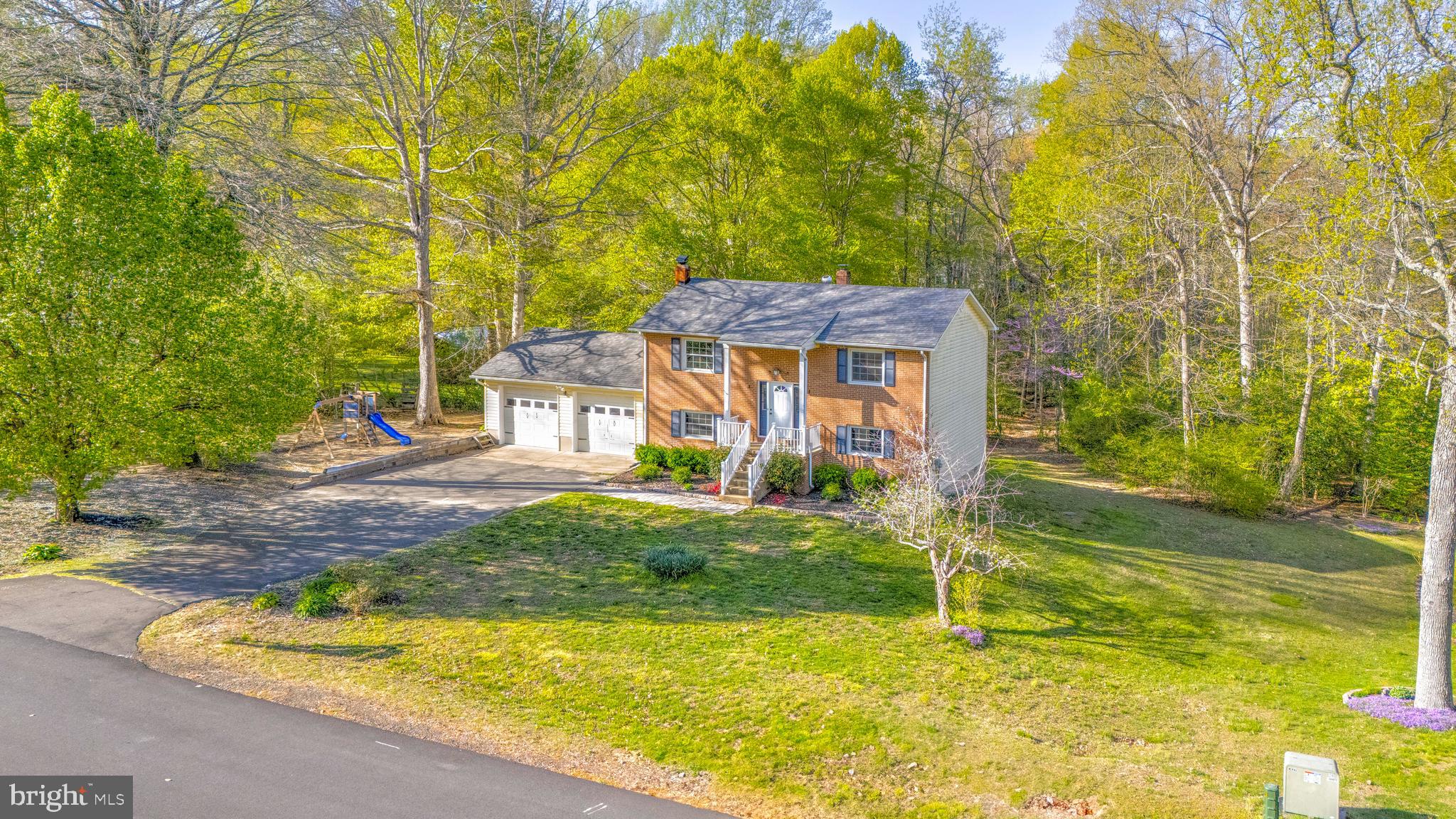 GILLENS GROVE - Residential