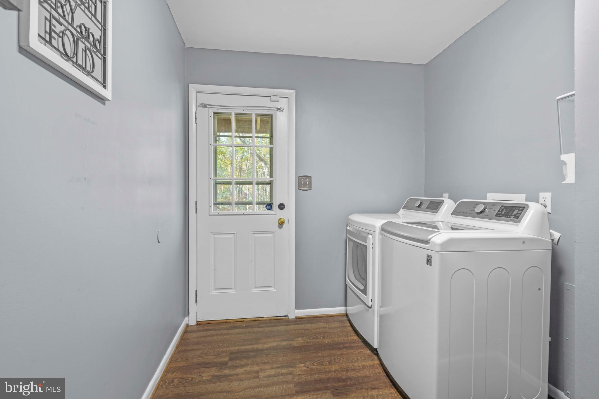 GILLENS GROVE - Residential