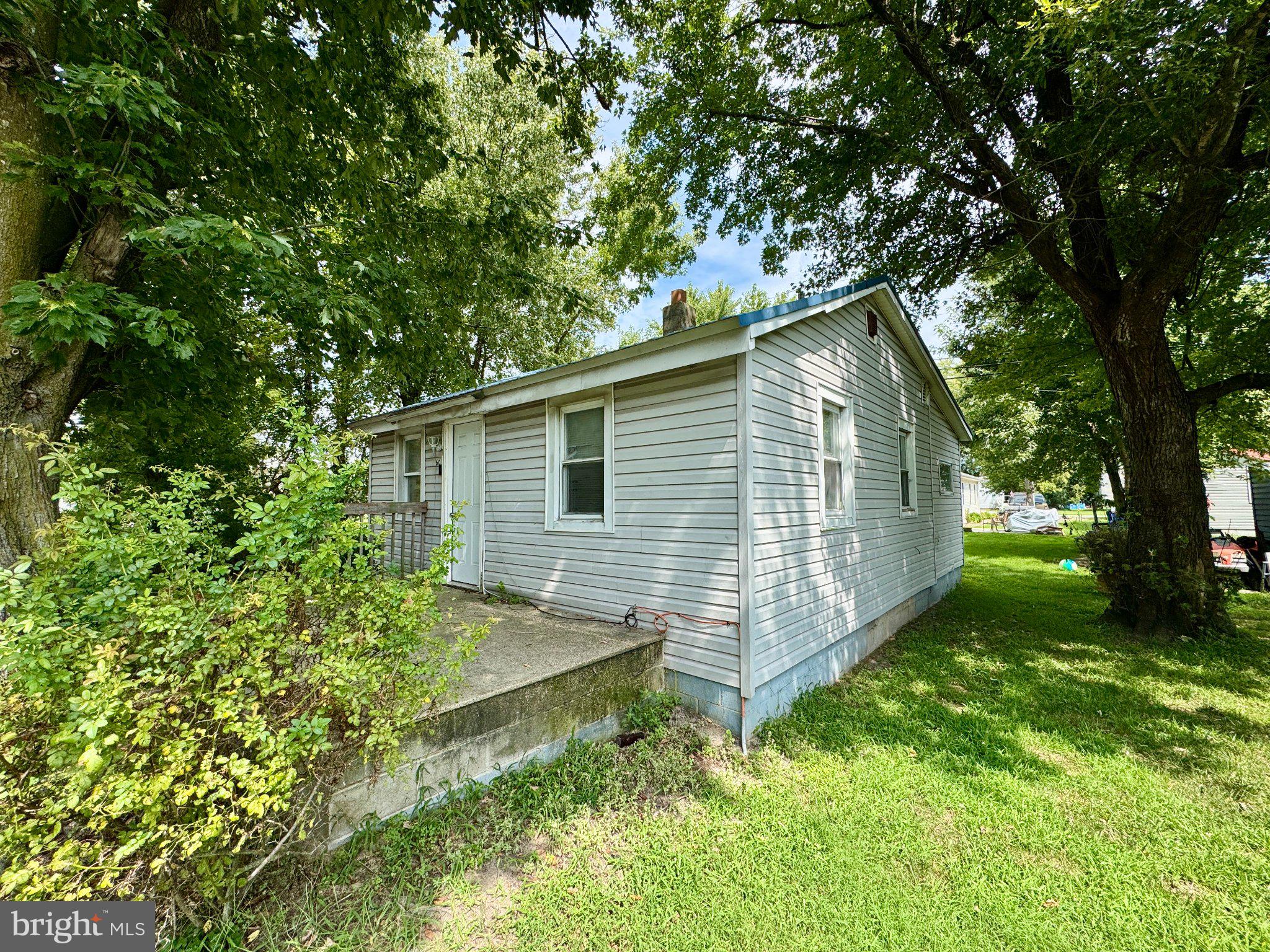 60 E RAILROAD AVENUE