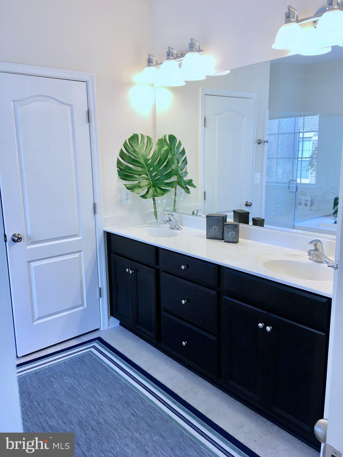 POTOMAC OVERLOOK AT NATIONAL HARBOR - Residential Lease