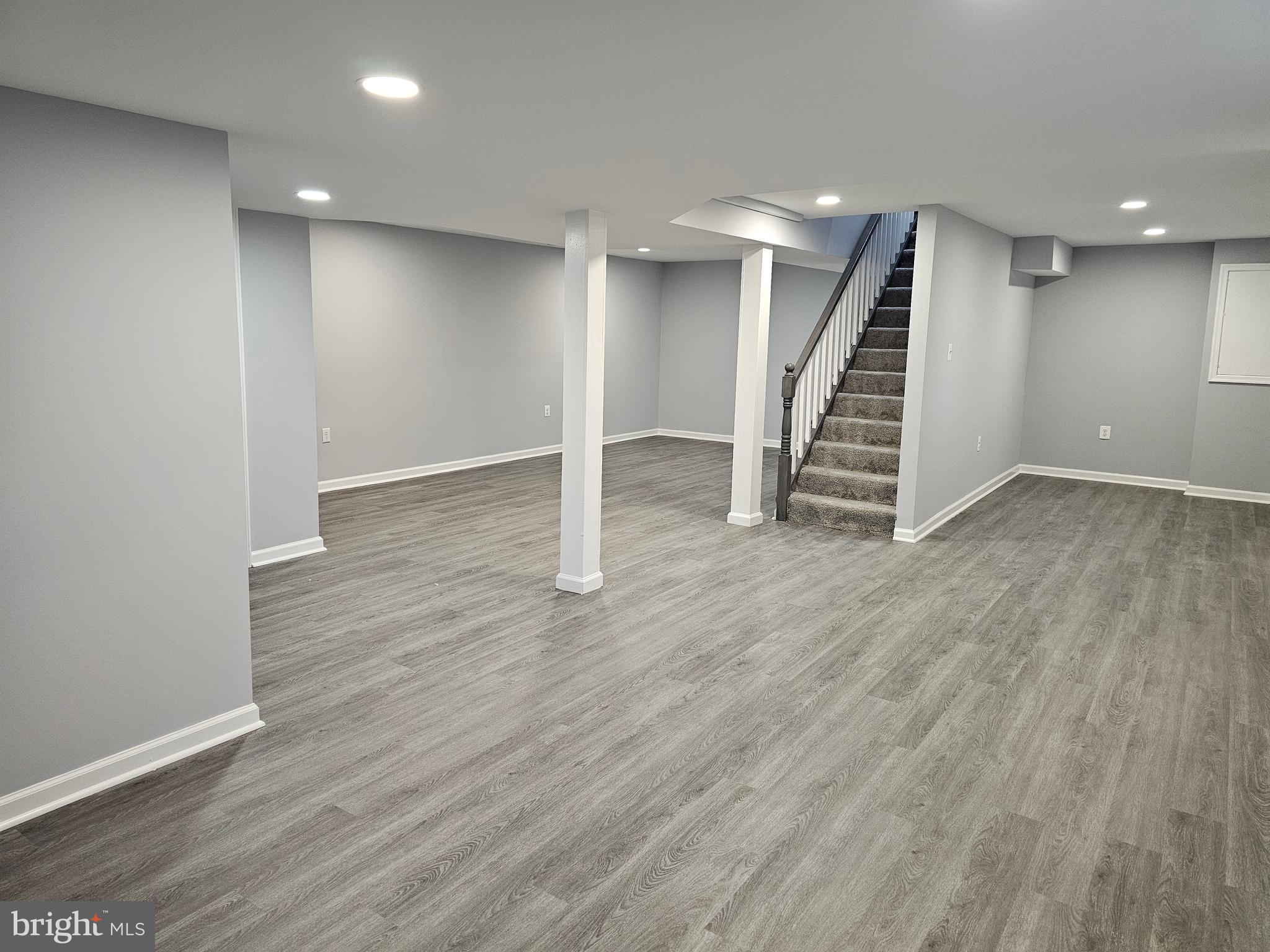 LAURICH HILLS - Residential