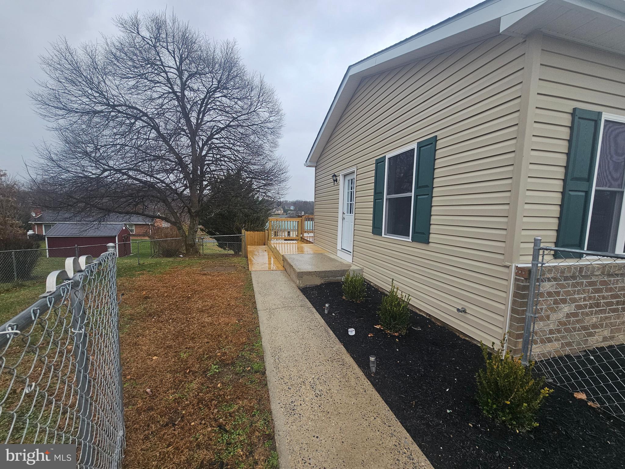 LAURICH HILLS - Residential