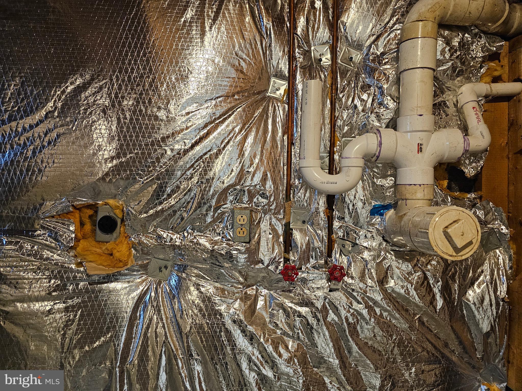 LAURICH HILLS - Residential