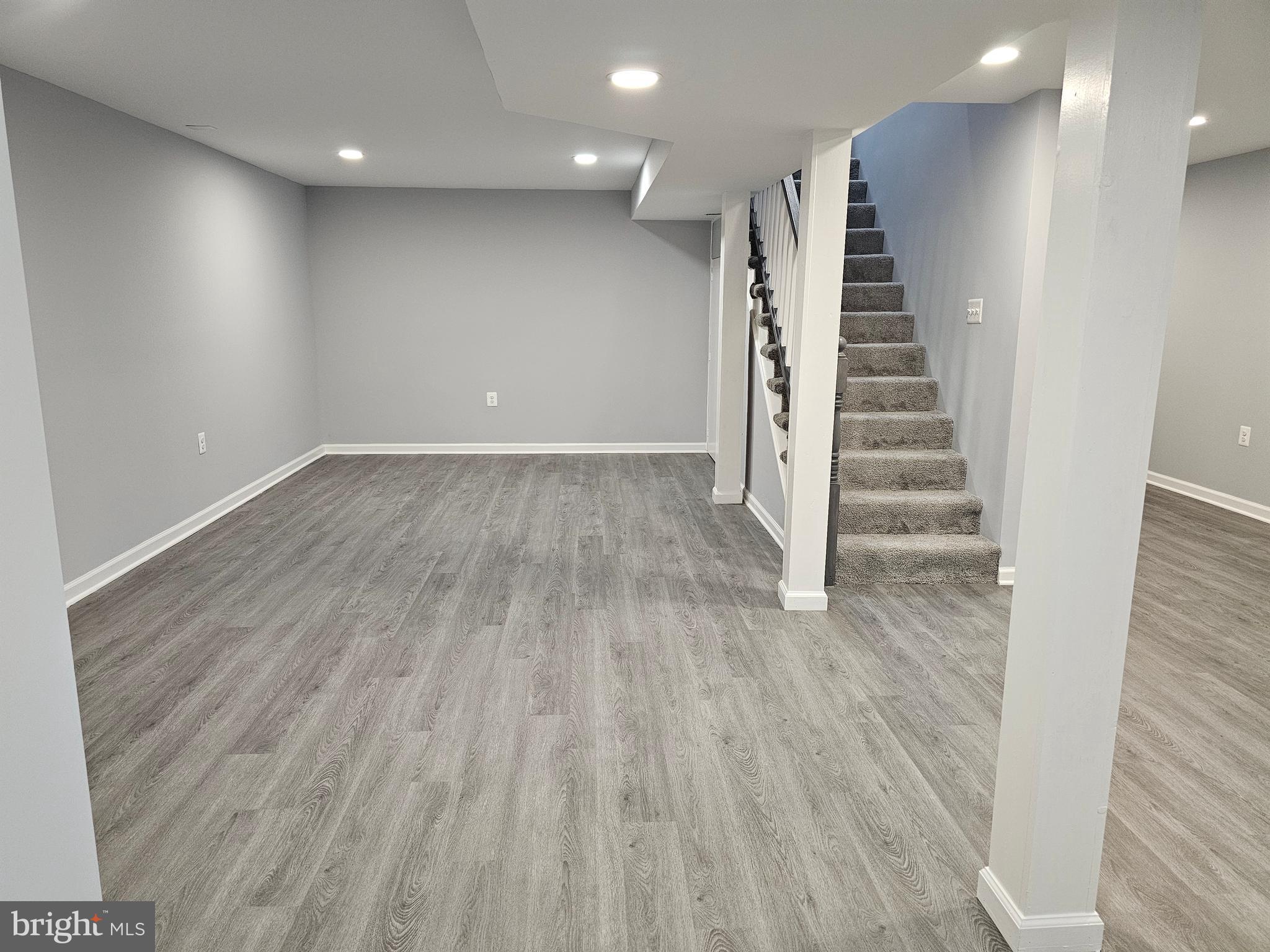 LAURICH HILLS - Residential