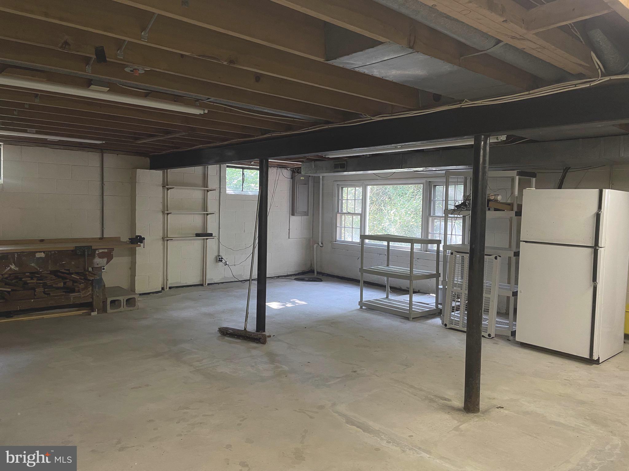 COVERED BRIDGE FARMS - Residential