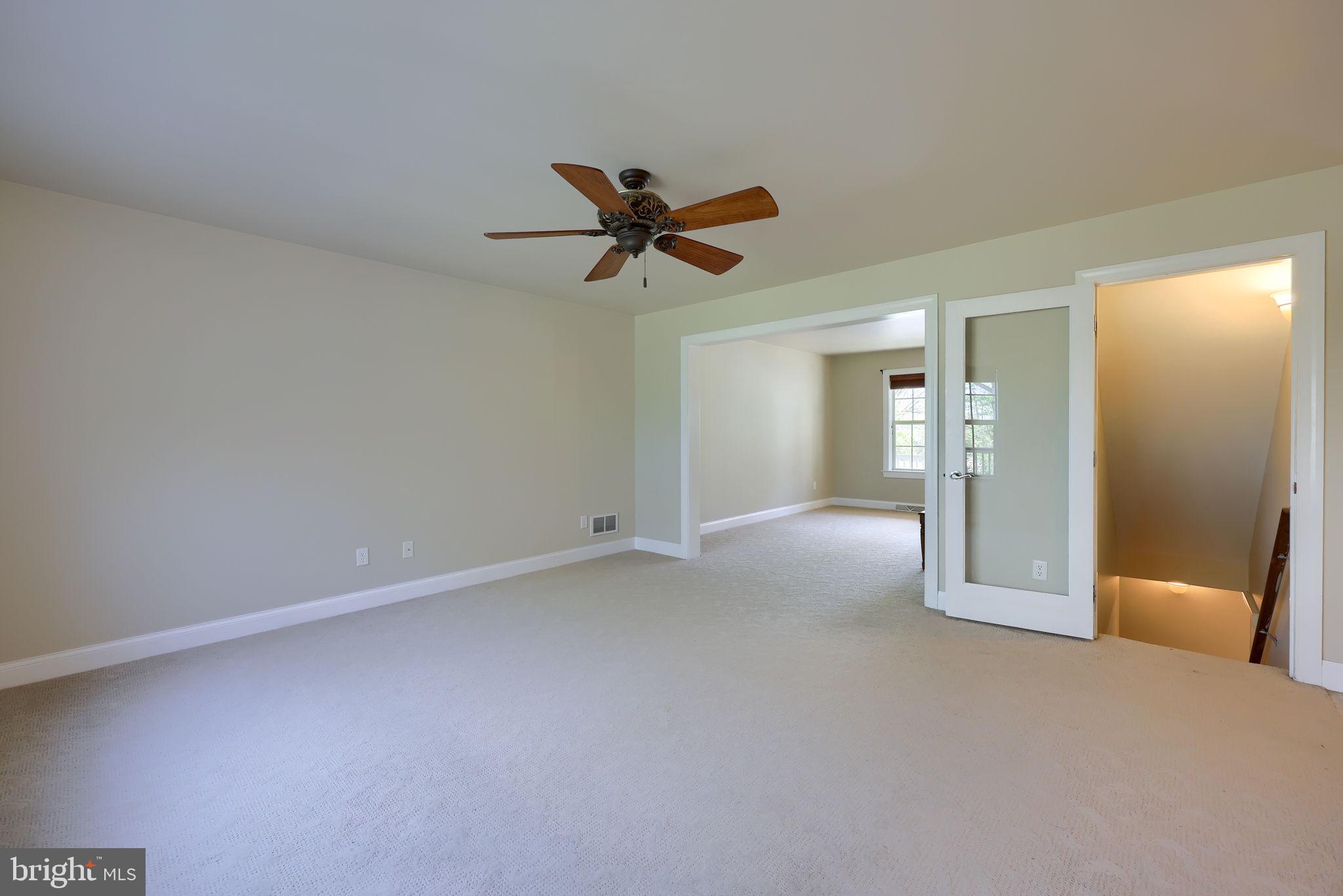 SUMMER BREEZE - Residential