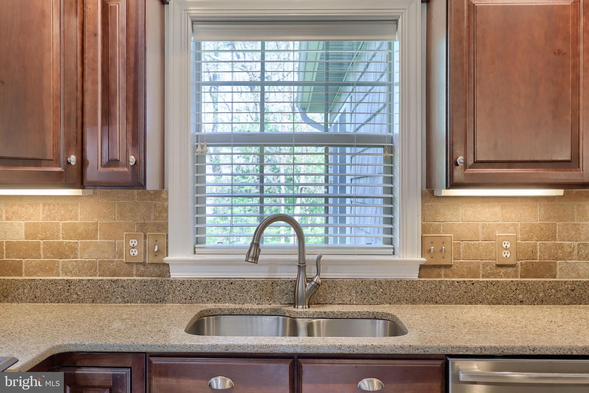 SUMMER BREEZE - Residential