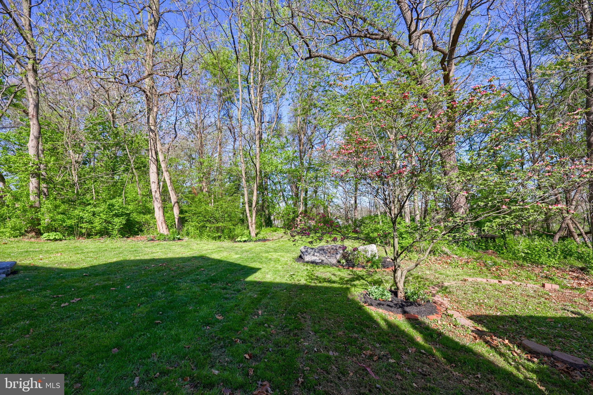 SUMMER BREEZE - Residential