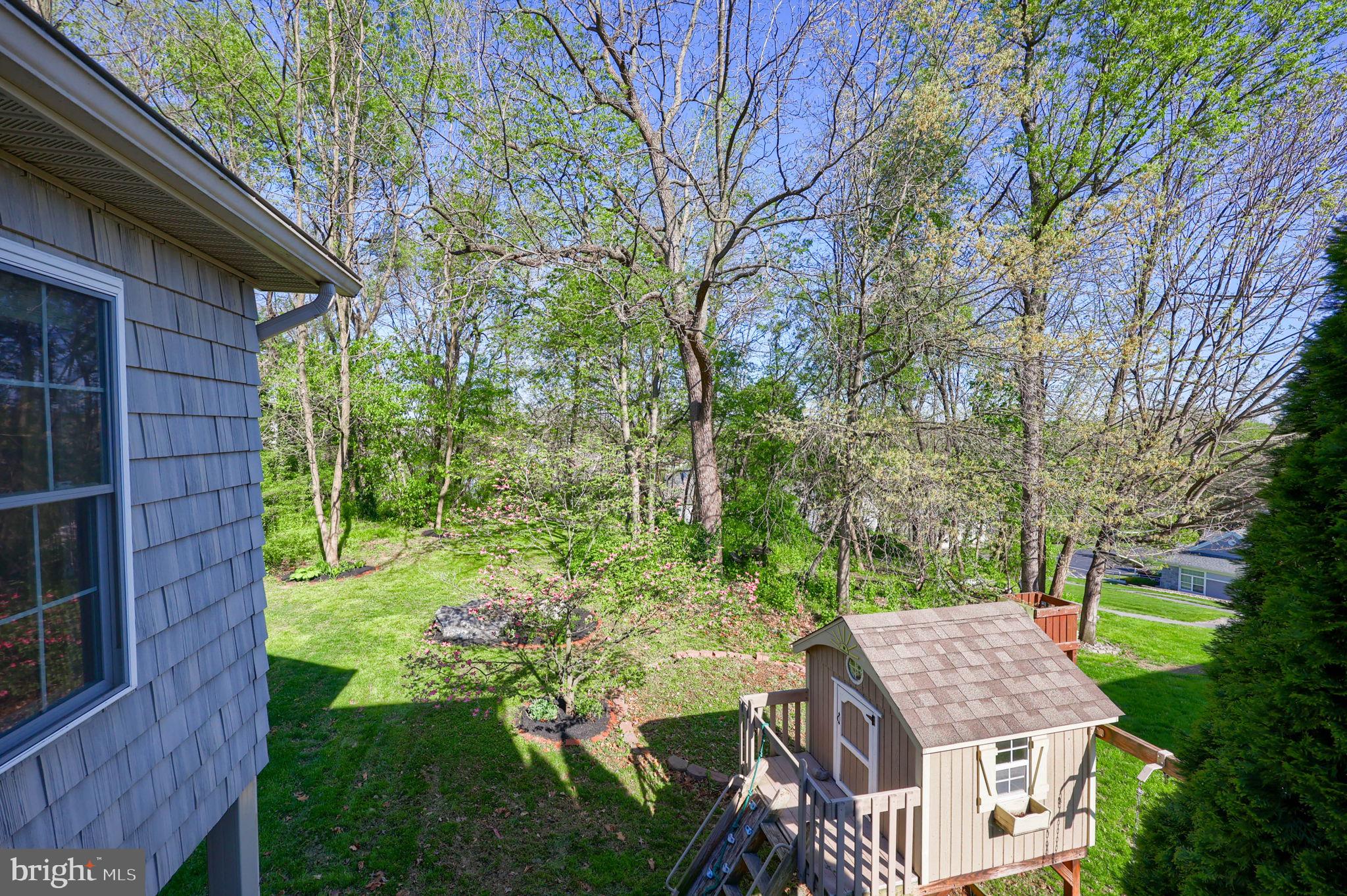 SUMMER BREEZE - Residential